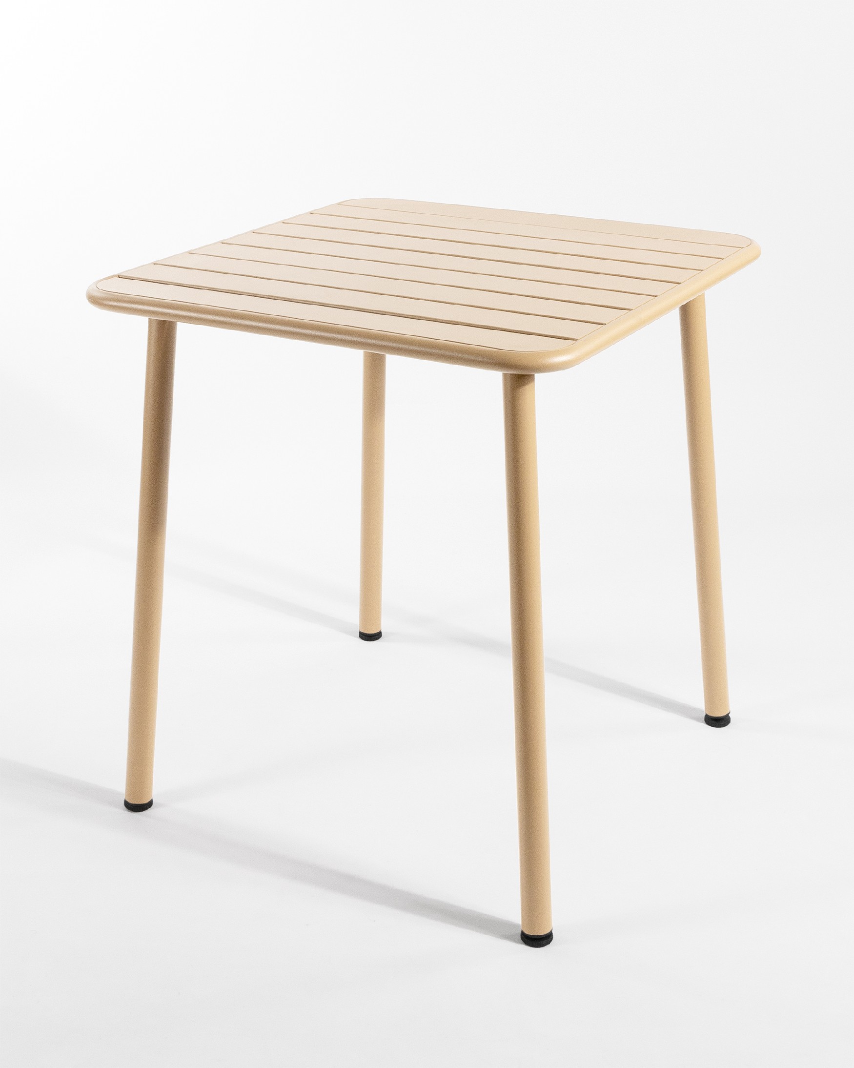 Table Honolulu d'extérieur en métal couleur sable 70 x 70 cm