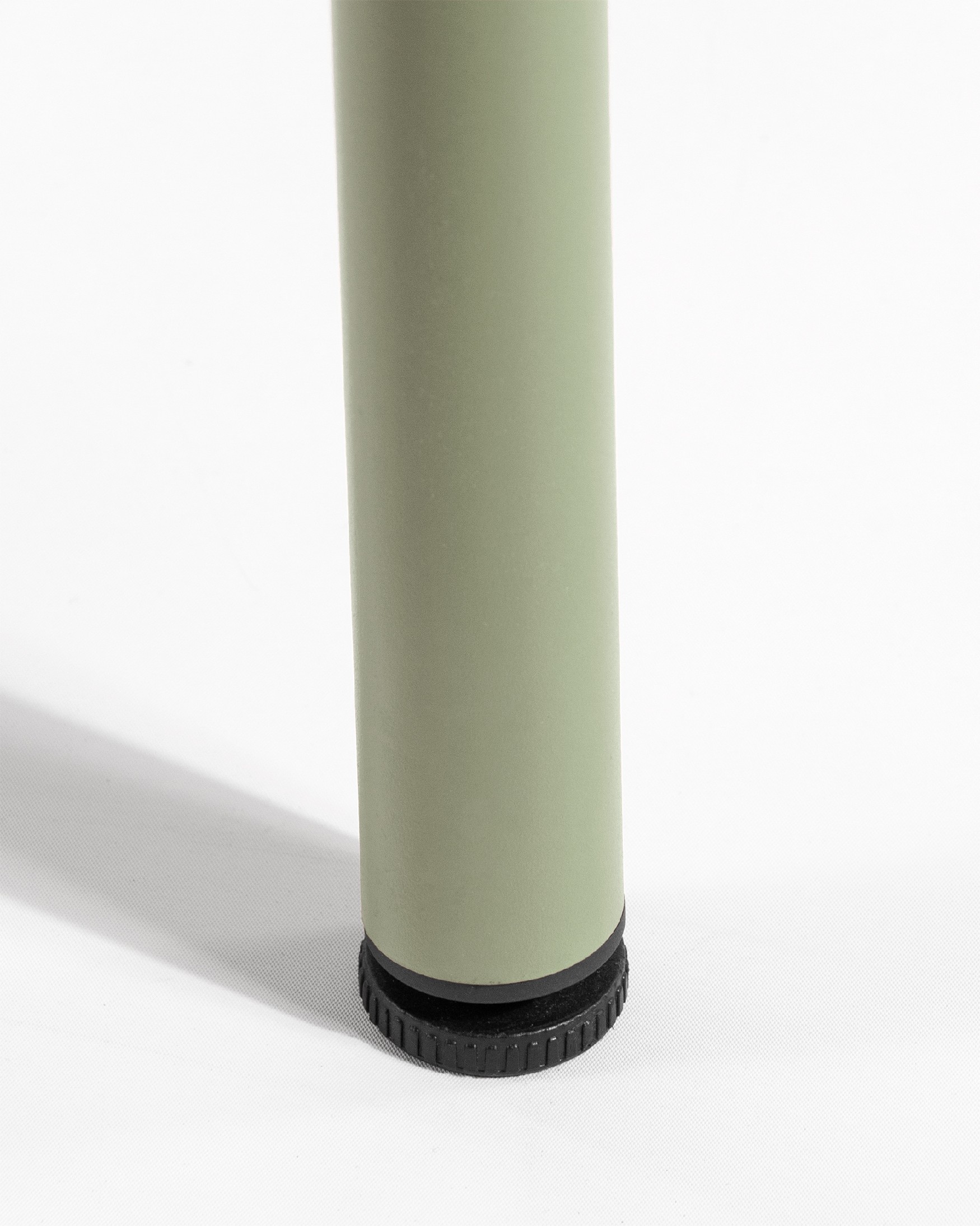 Honolulu outdoor table metal chalk green 70 x 70 cm