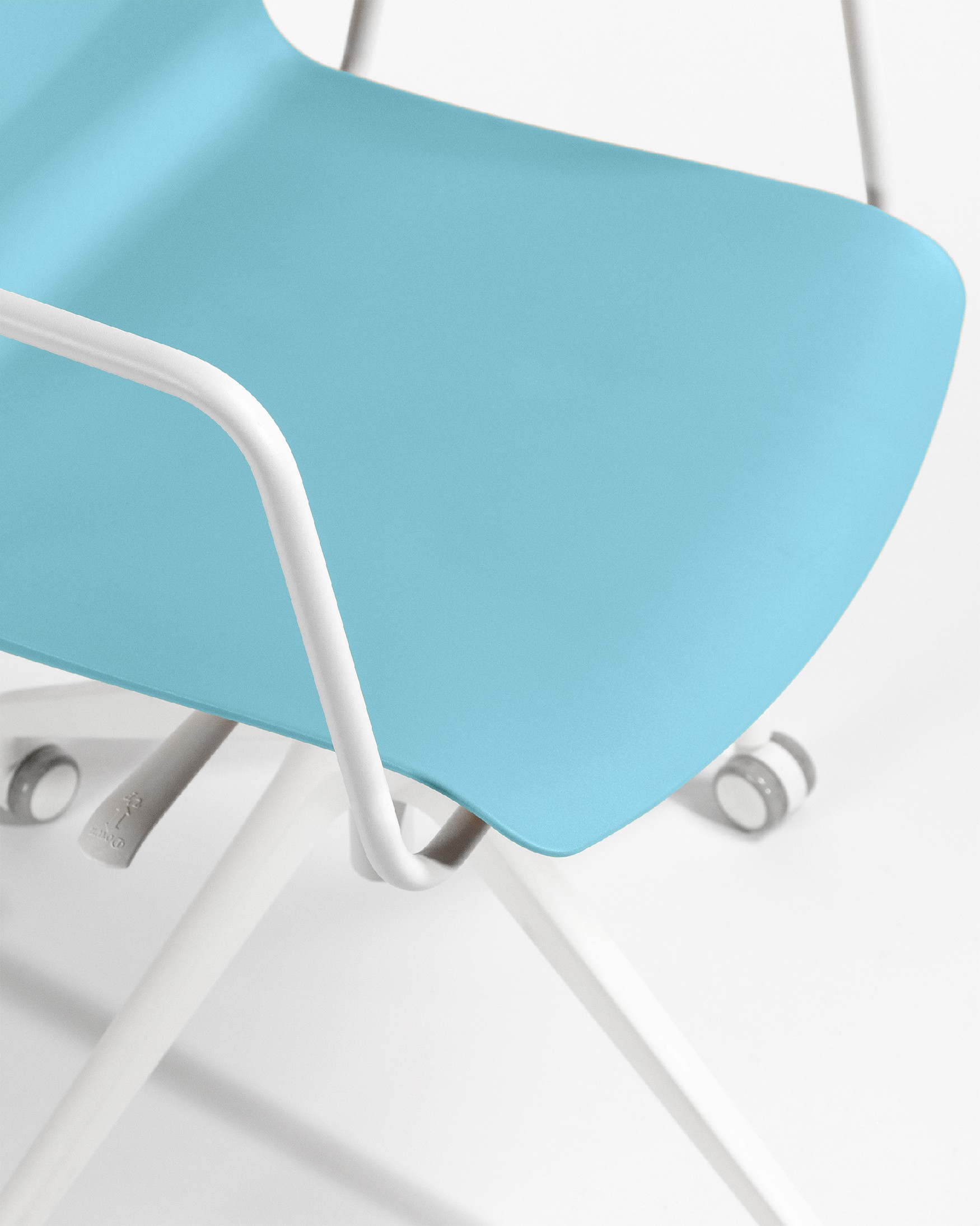 Houston office chair in blue polypropylene with white legs