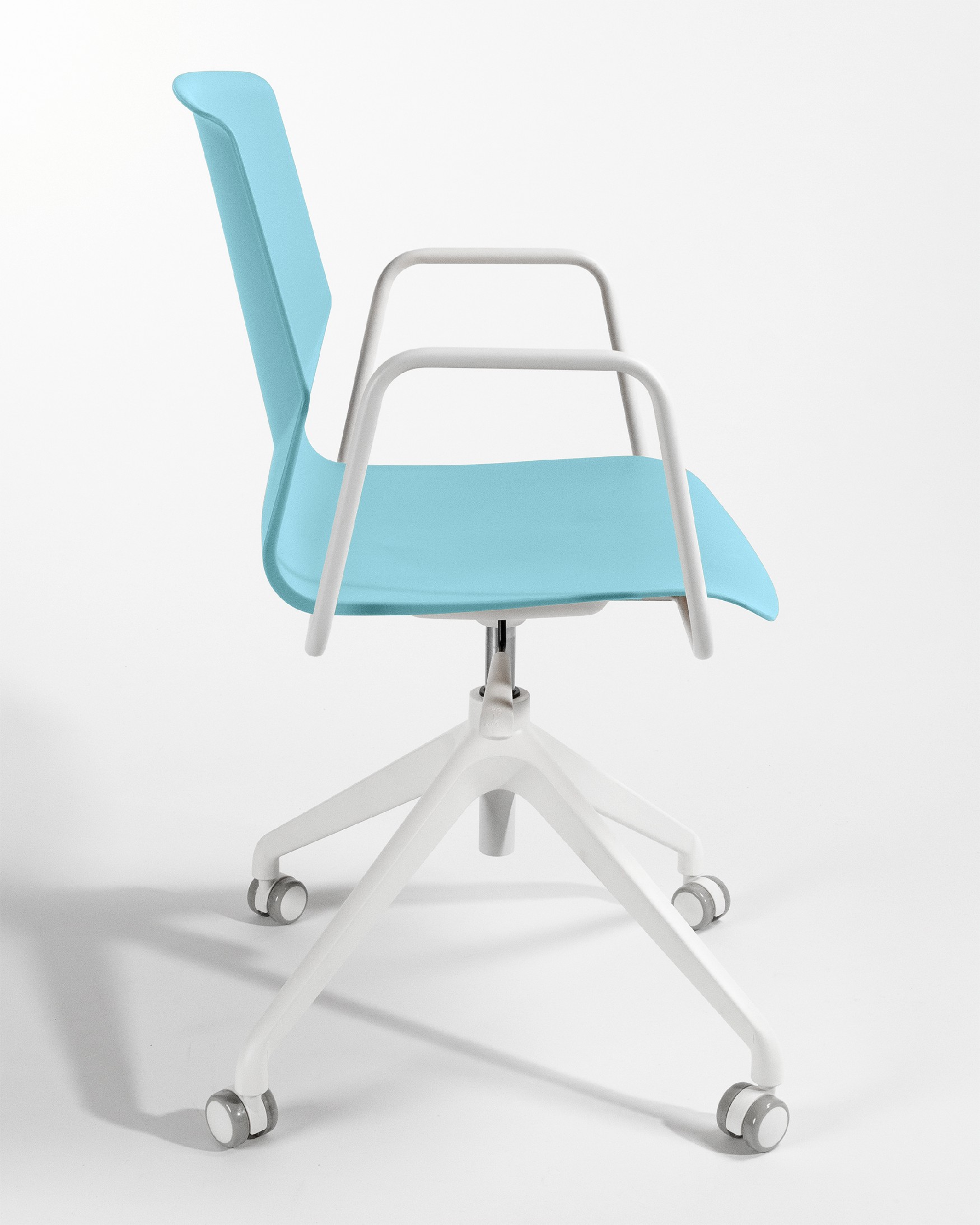 Houston office chair in blue polypropylene with white legs