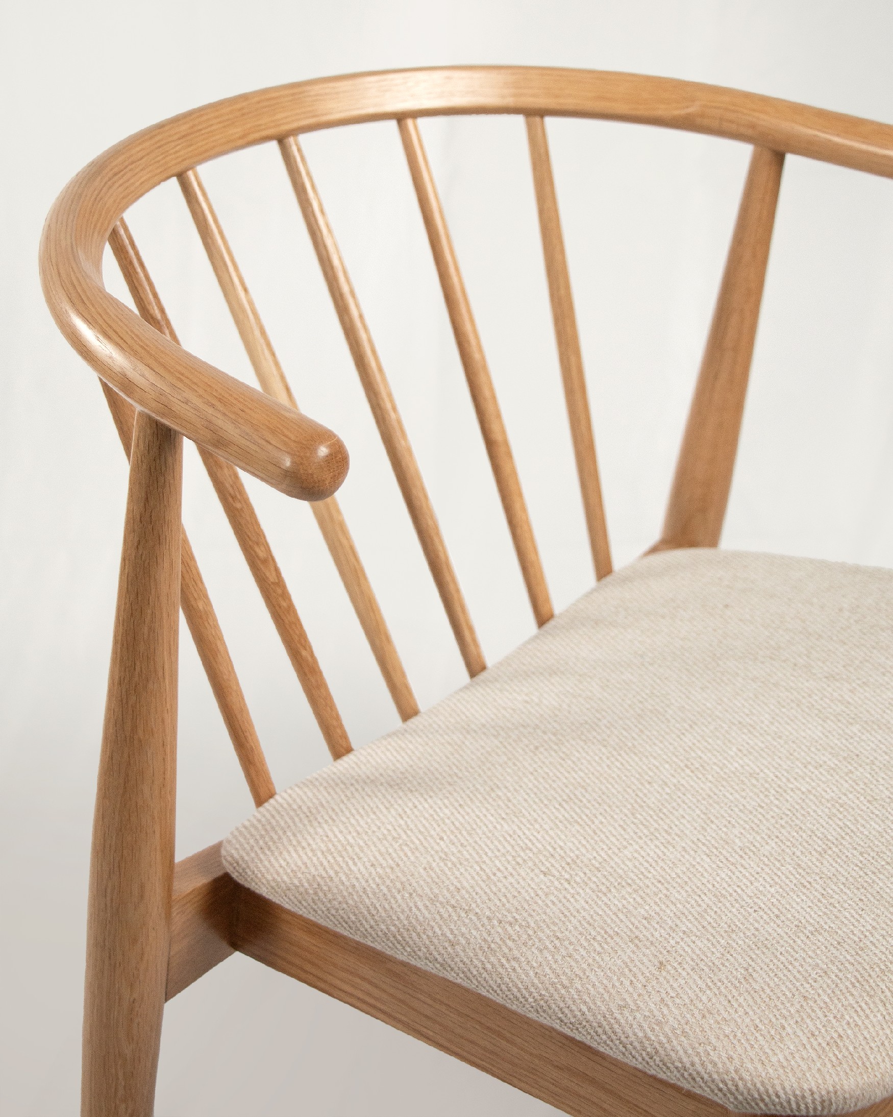 Kili chair with mother-of-pearl upholstery and natural oak frame