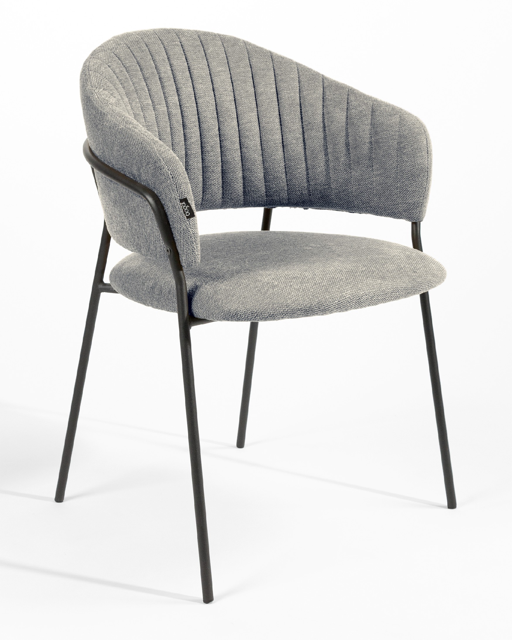 Silla Kyoto con tapizado gris y patas metálicas negras