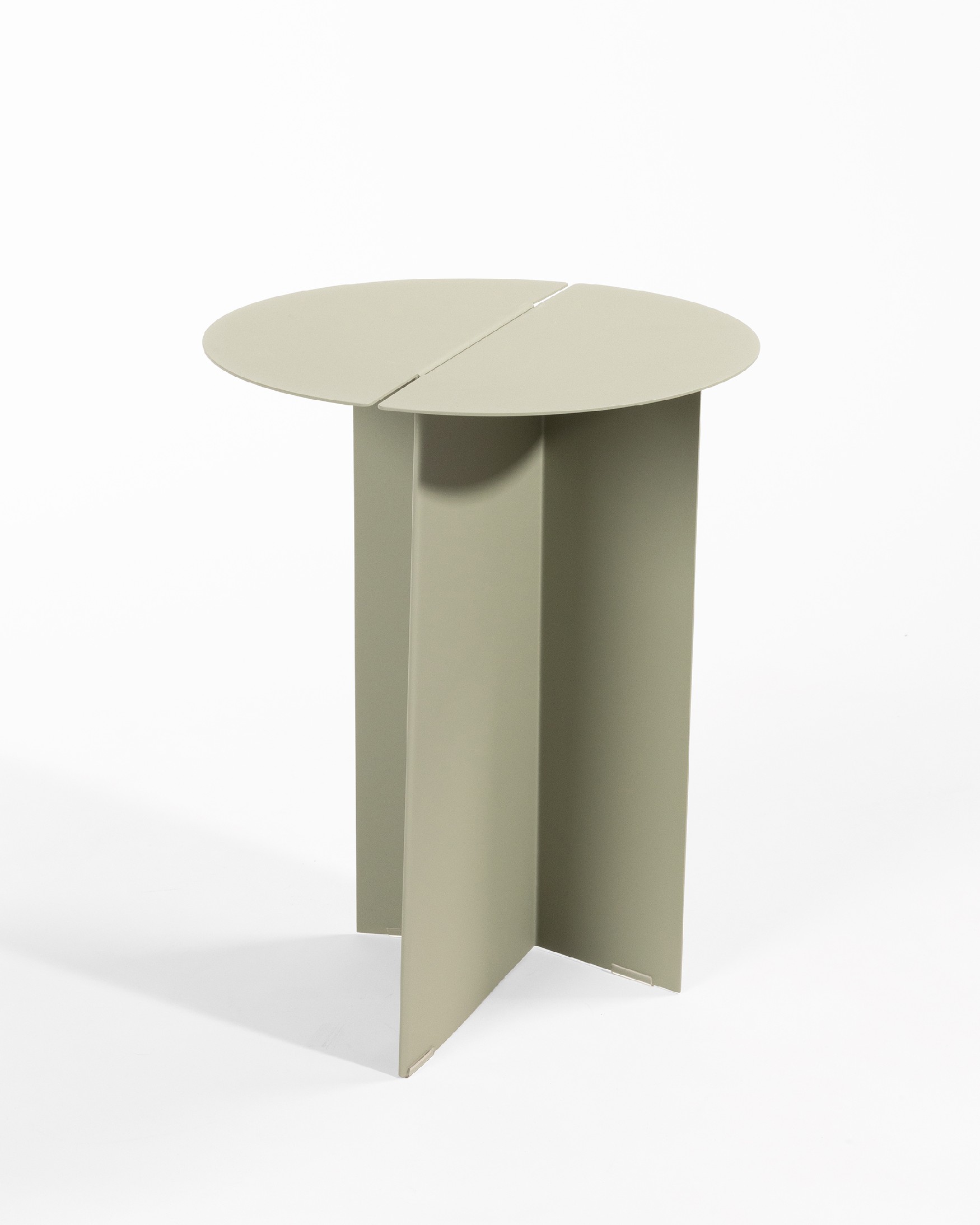 Round auxiliary table Linux in lacquered khaki metal Ø 35 cm