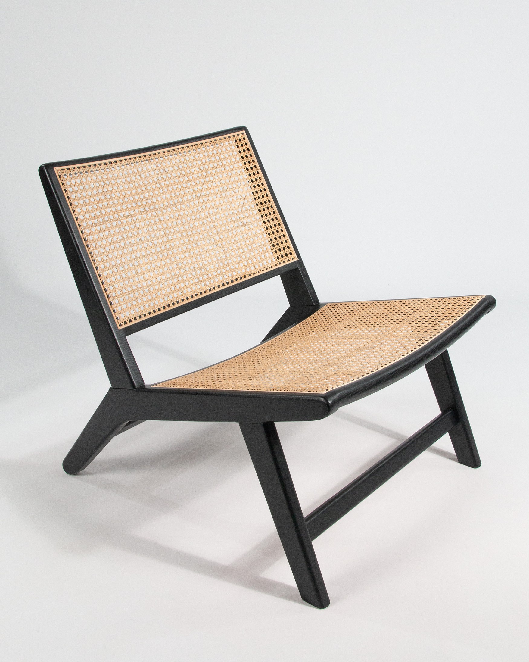 Liria armchair made of rattan with a black ash finish