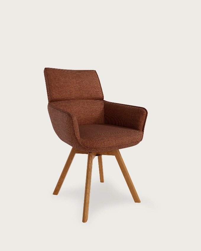 Silla Liverpool con tapizado terracota y patas de madera