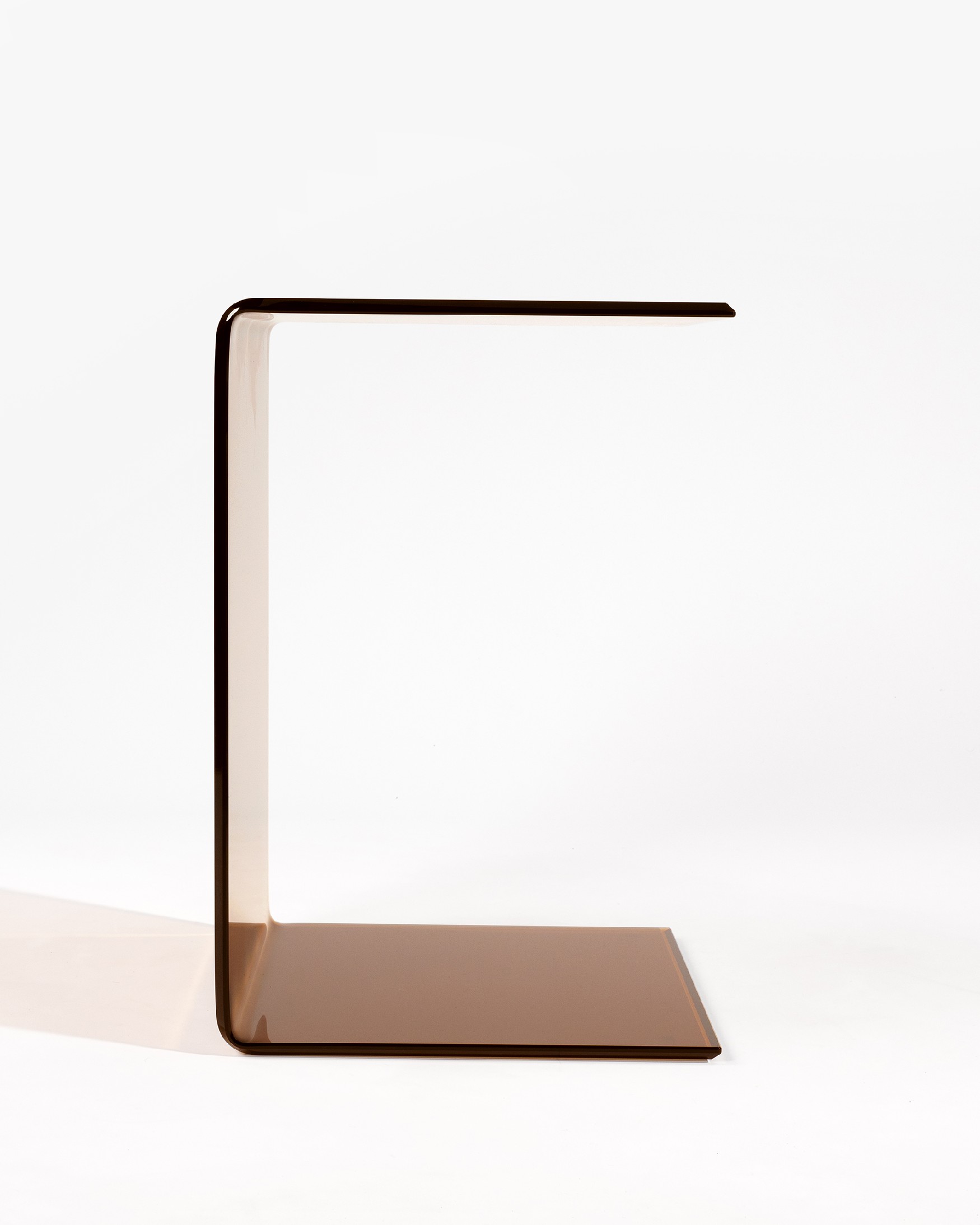 Brown tempered glass Mac side table (12 mm) with beveled edges