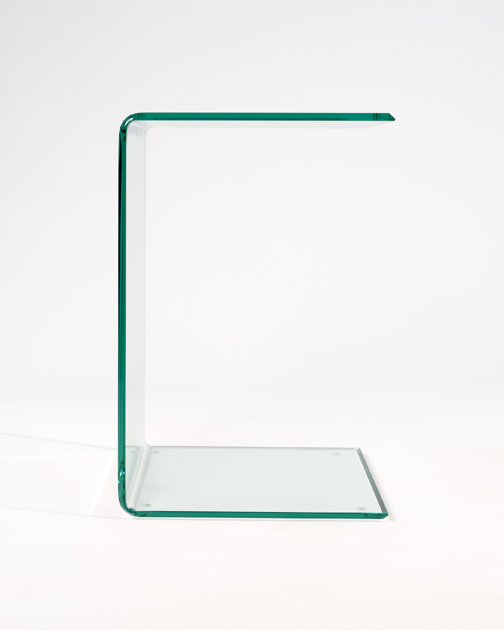 Table d'appoint Mac en verre trempé couleur transparente (12 mm) avec bords biseautés