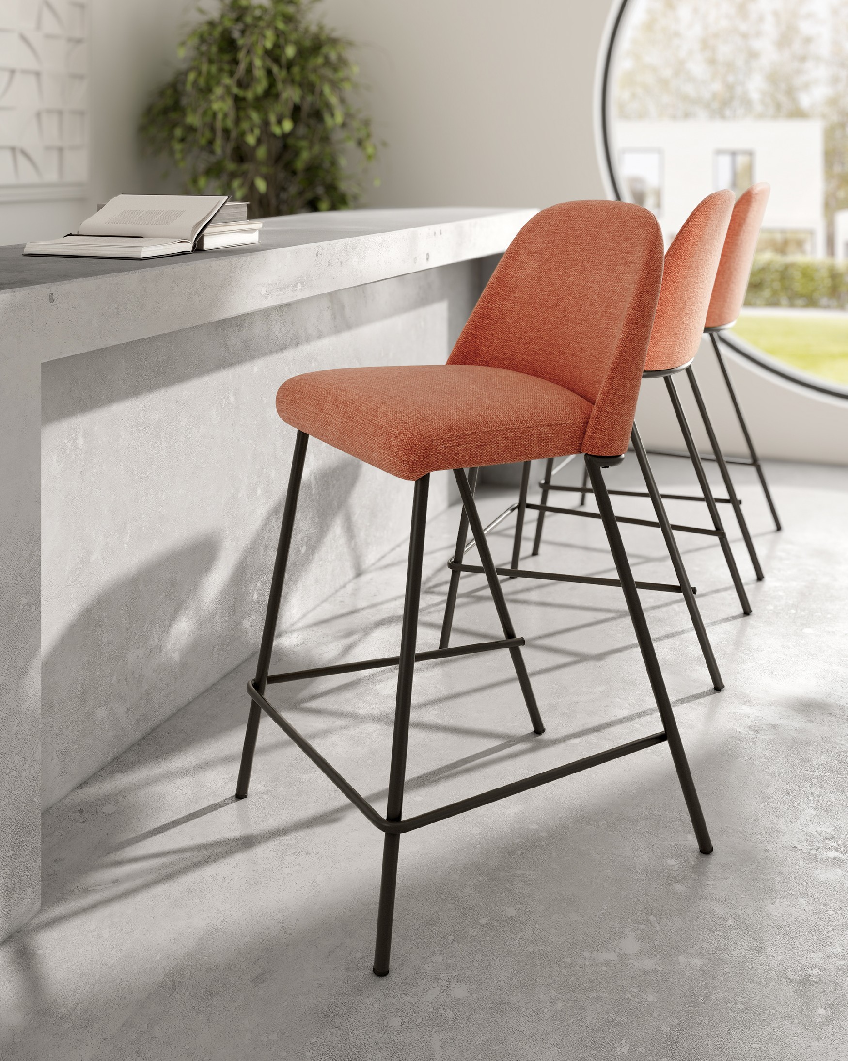 High stool 67 cm Madison with salmon upholstery and black metal structure