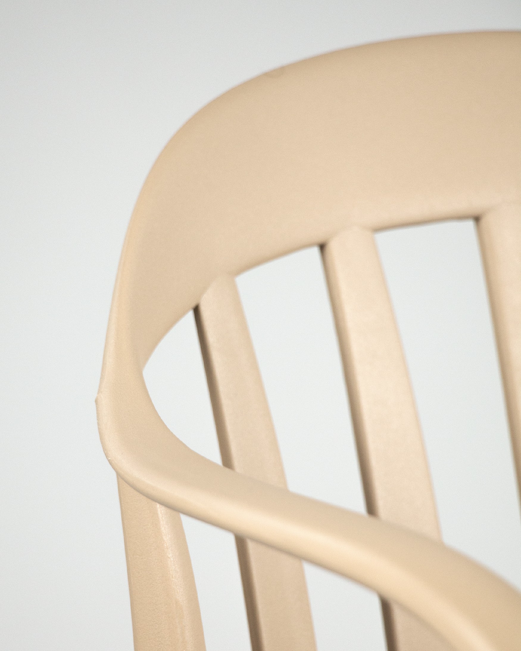 Chaise Malibu en polypropylène sable