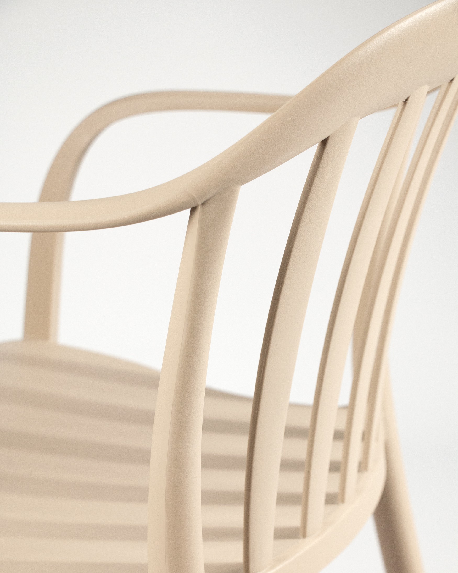 Chaise Malibu en polypropylène sable