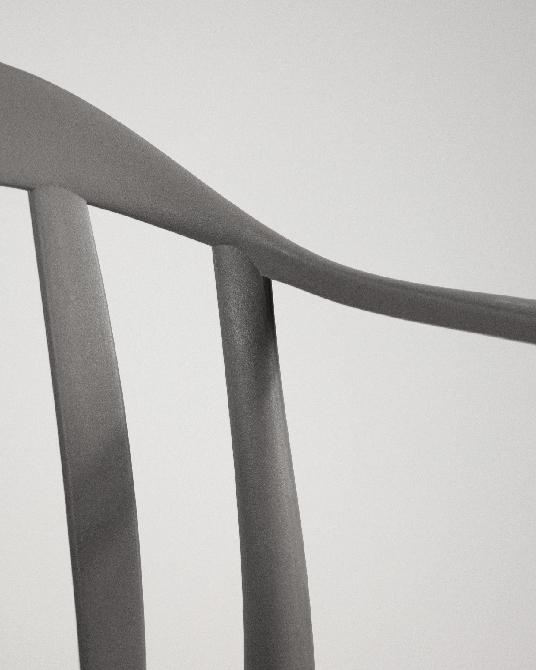 Chaise Malibu en polypropylène graphite
