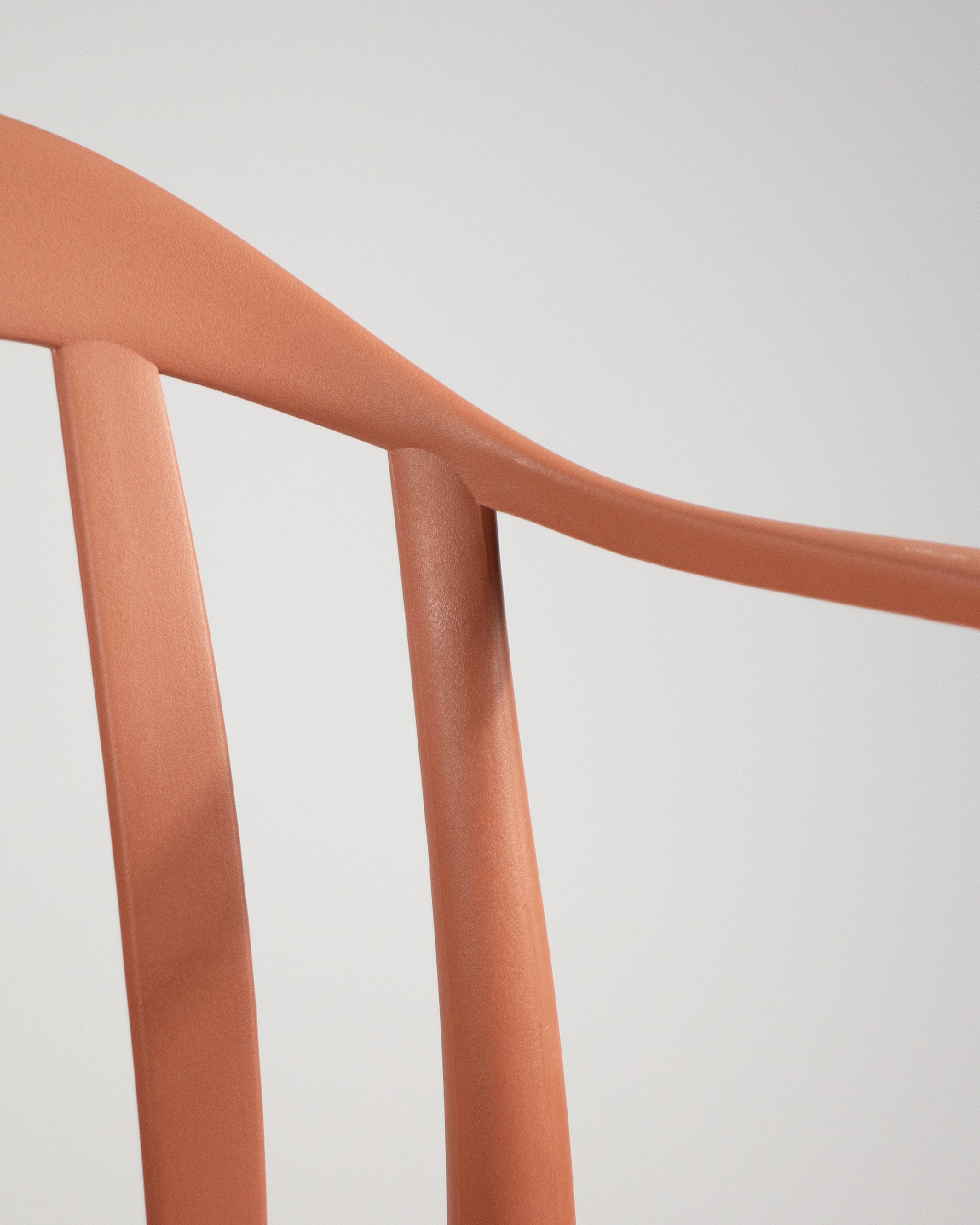 Chaise Malibu en polypropylène tuilé