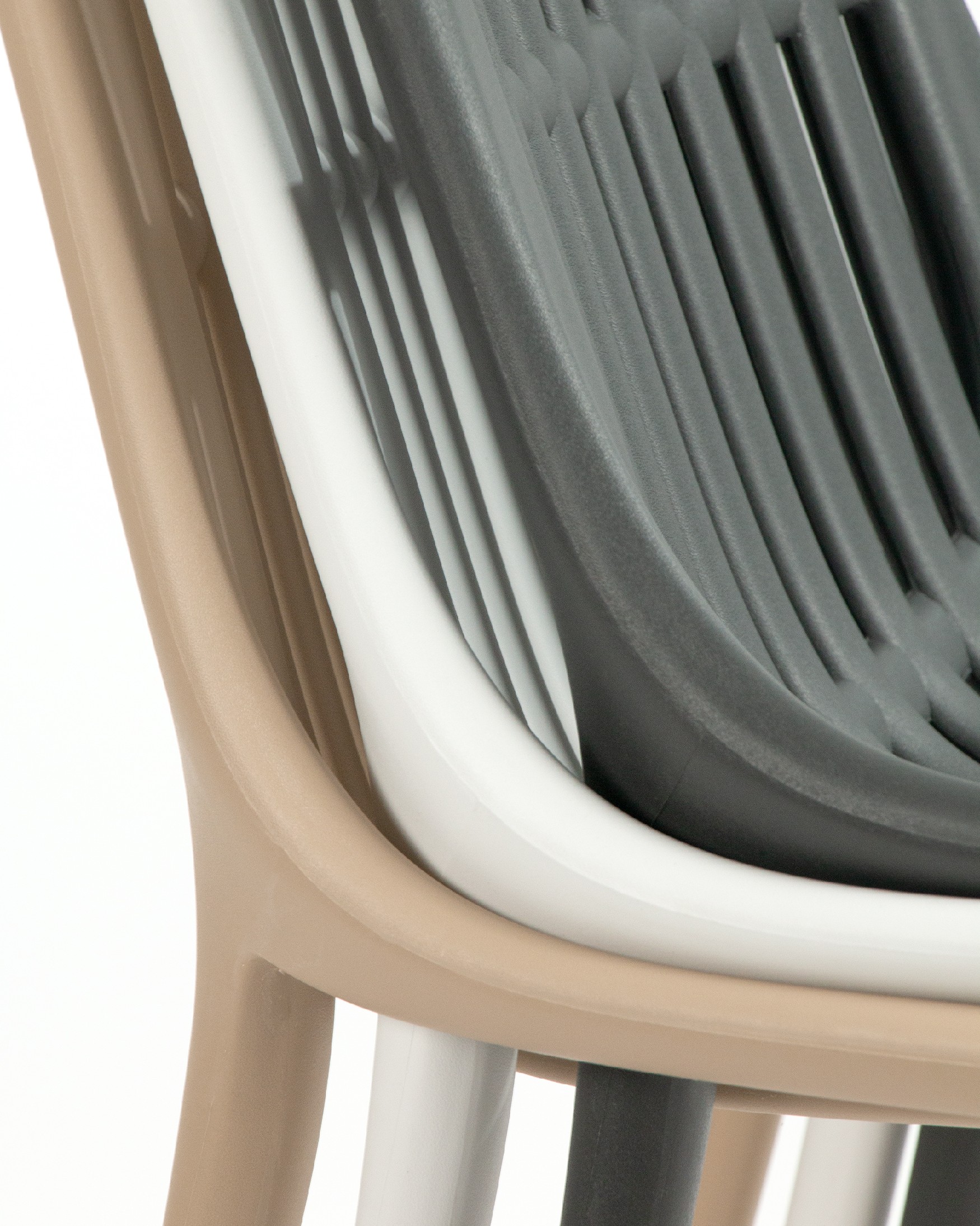 Chaise Milan en polypropylène sable