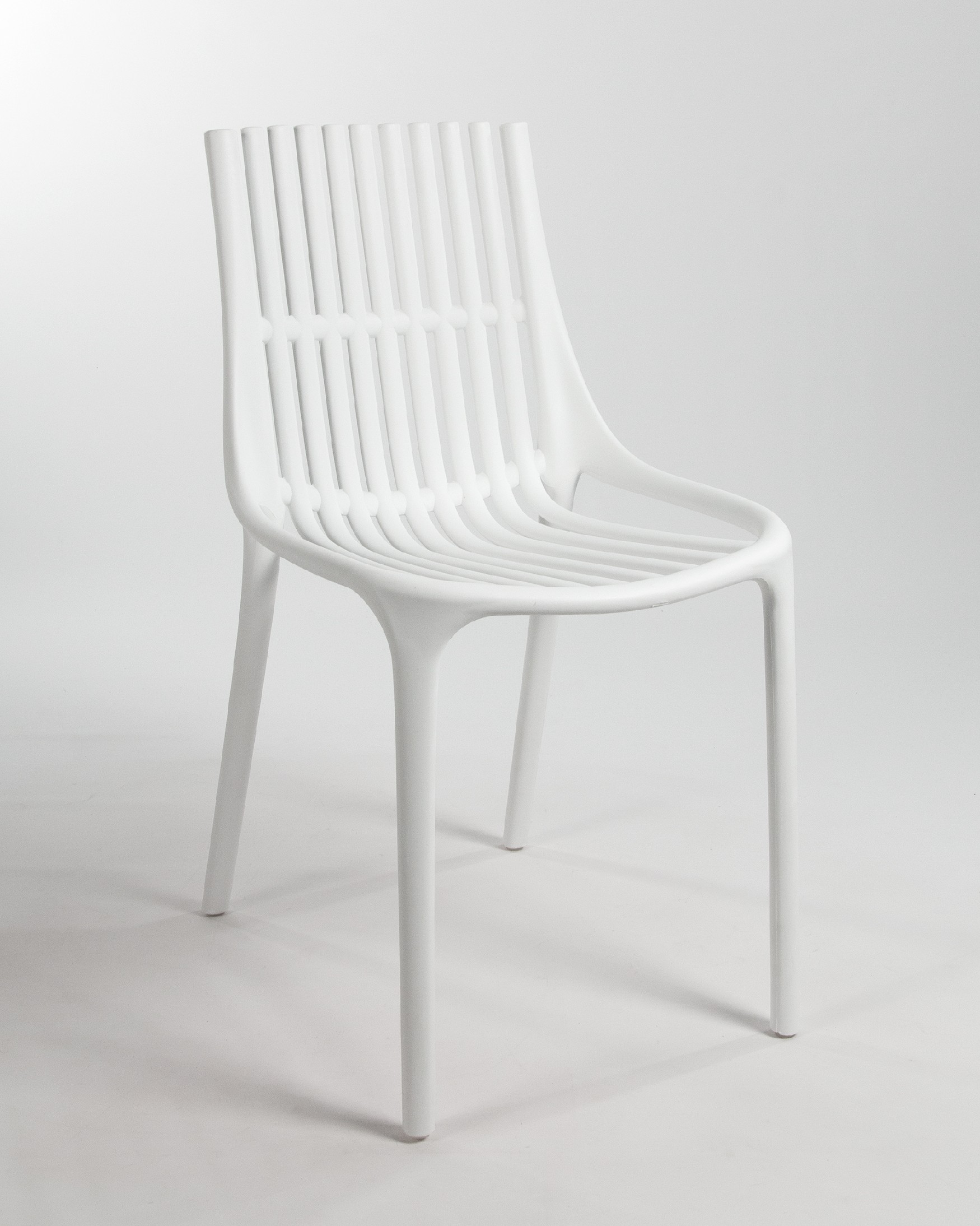 Milan chair in white polypropylene