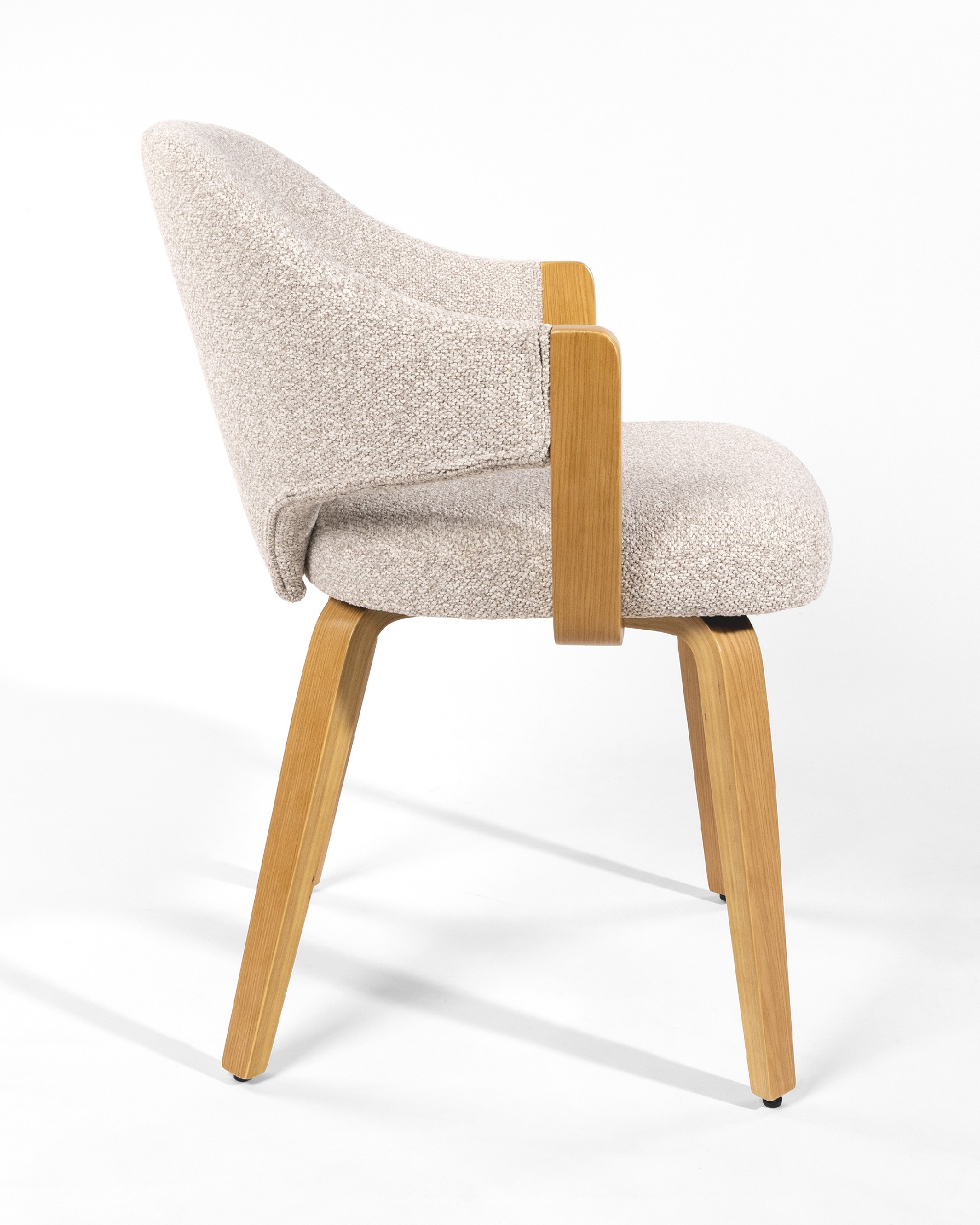 Nami chair with wooden structure and sand upholstery