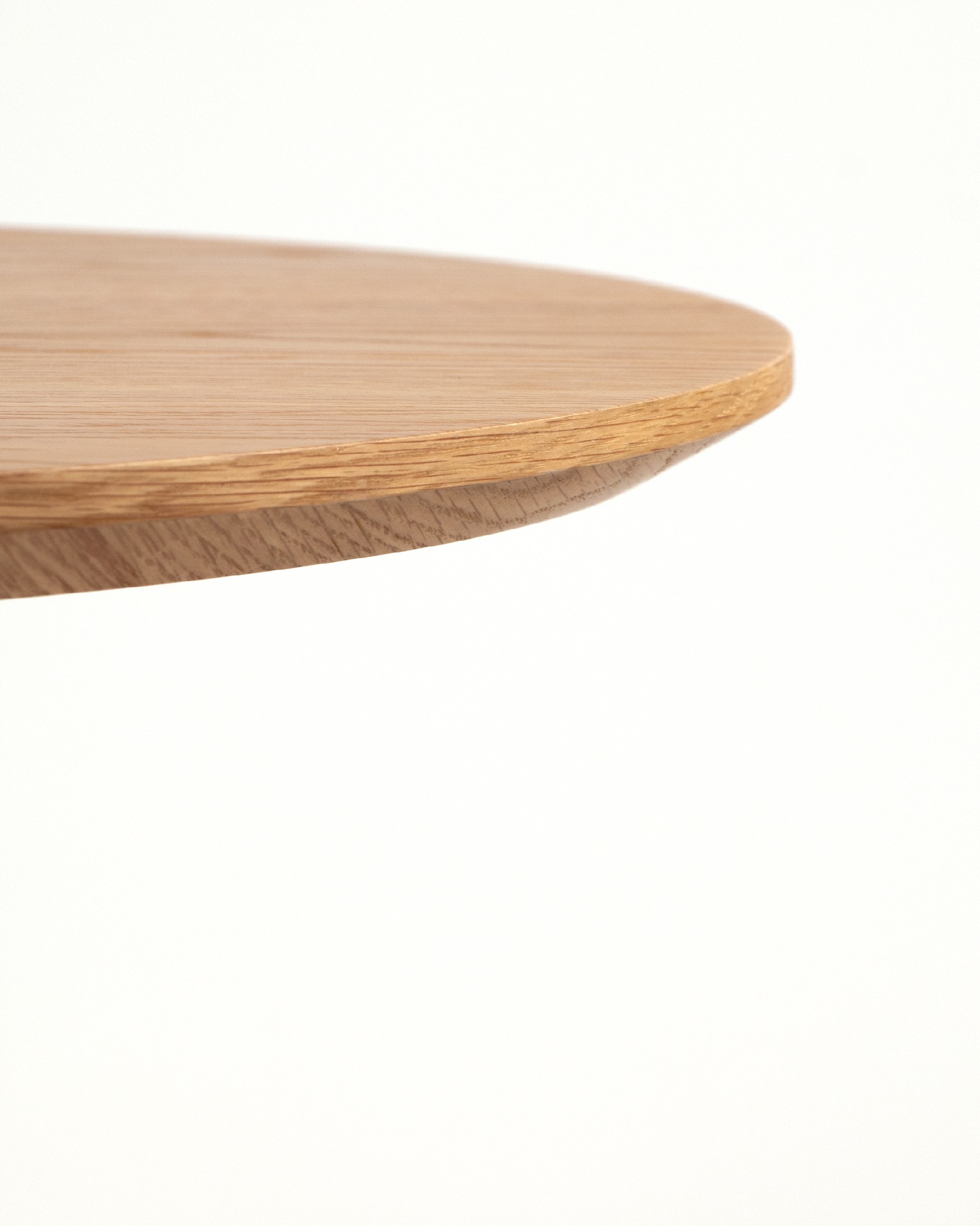 Table d'appoint Namib ronde avec finition chêne naturel Ø 60 cm
