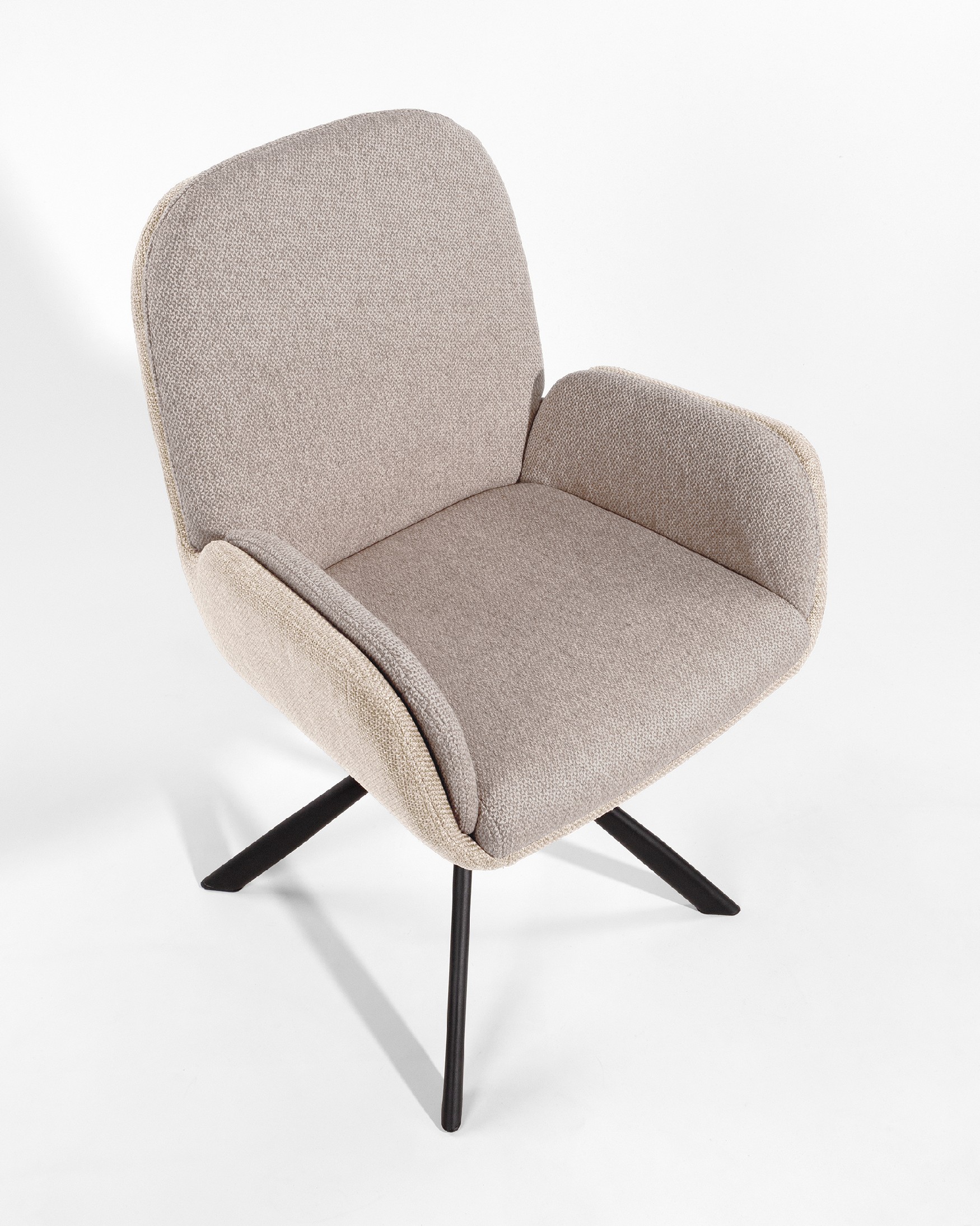 Chair Natal swivel 360º with pearl and brown upholstery and black metal legs