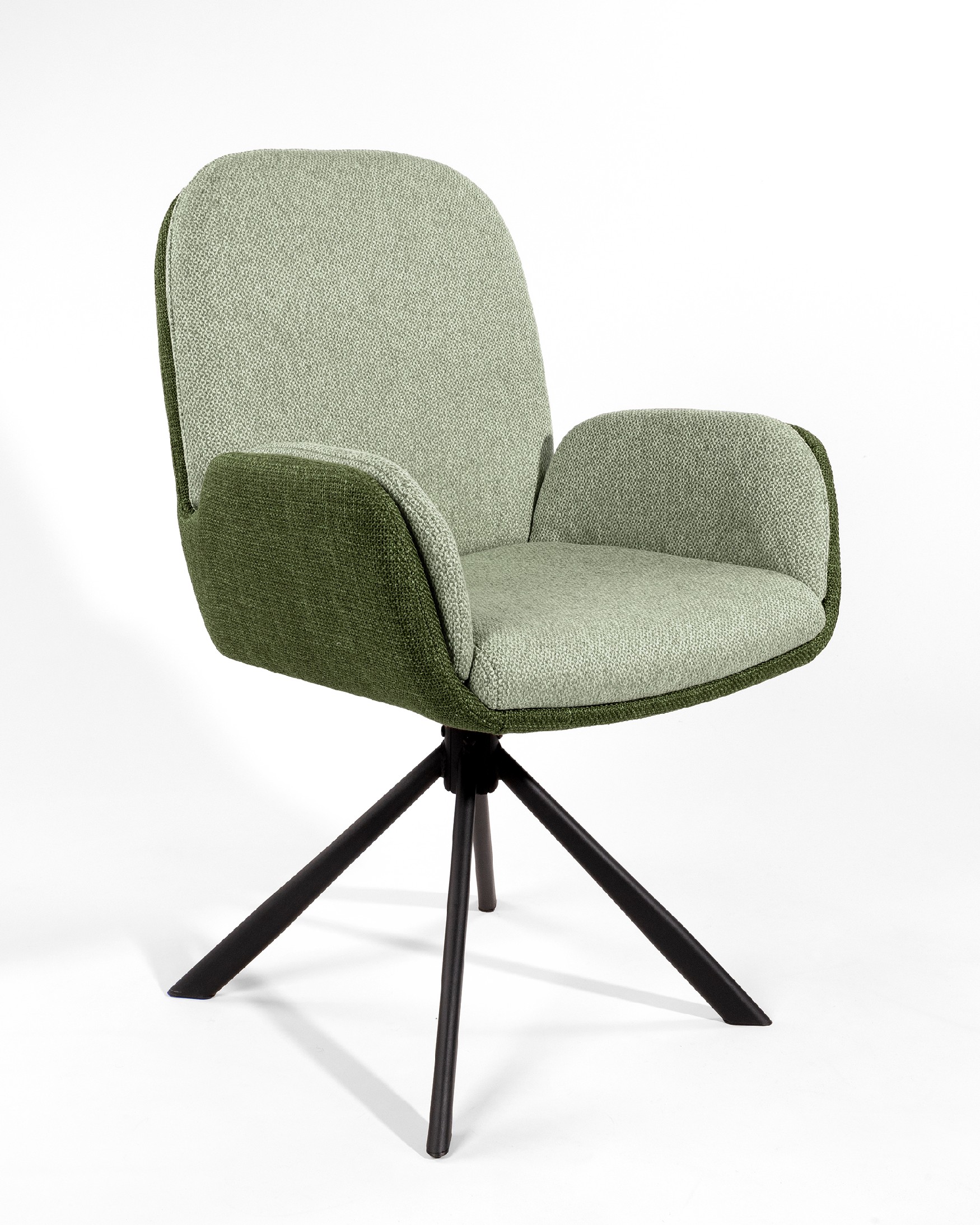 Chaise Natal pivotante 360º avec tapisserie verte et verte et pieds métalliques noirs