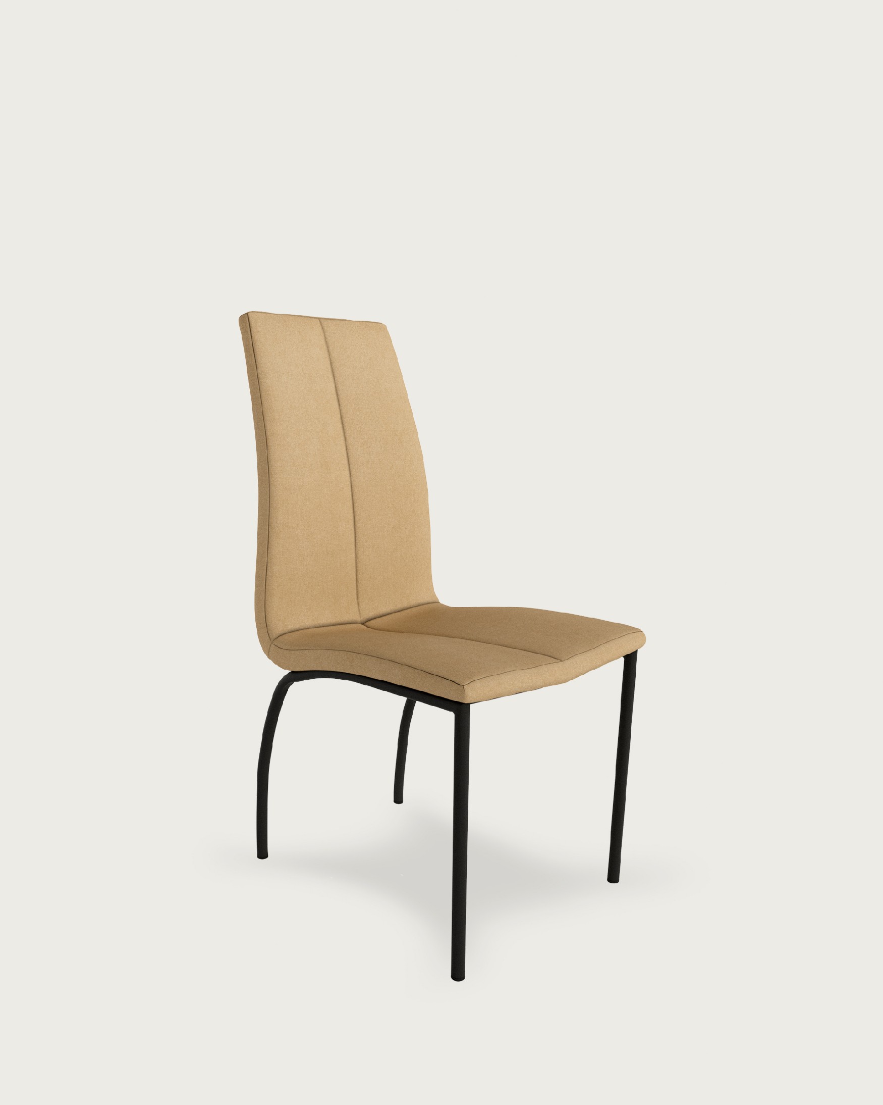 Silla Niza con tapizado crema y patas metálicas negras