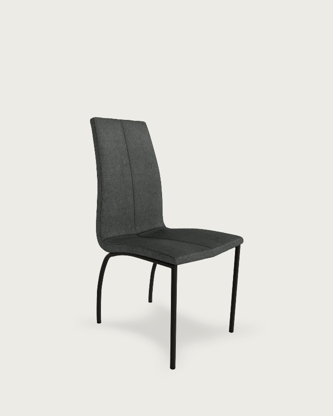 Chaise Niza avec revêtement marron foncé et pieds métalliques noirs