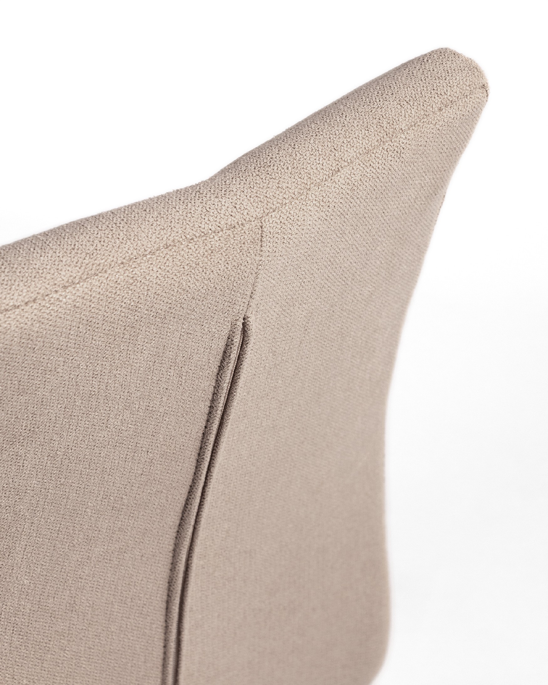 Niza chair with pearl upholstery and black metal legs