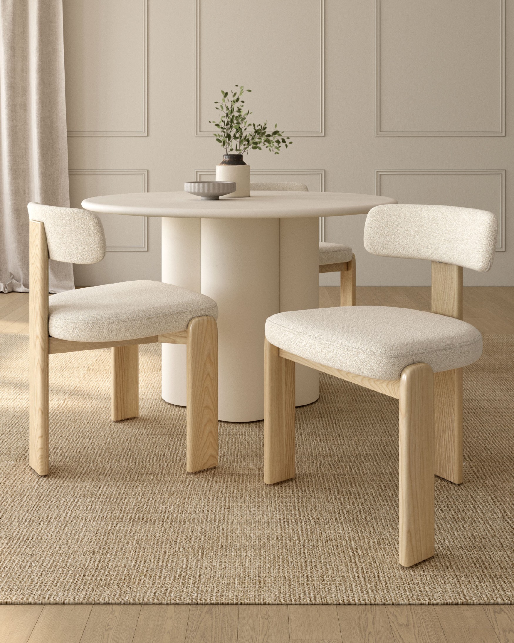 Chaise Nori avec revêtement sable et structure en chêne