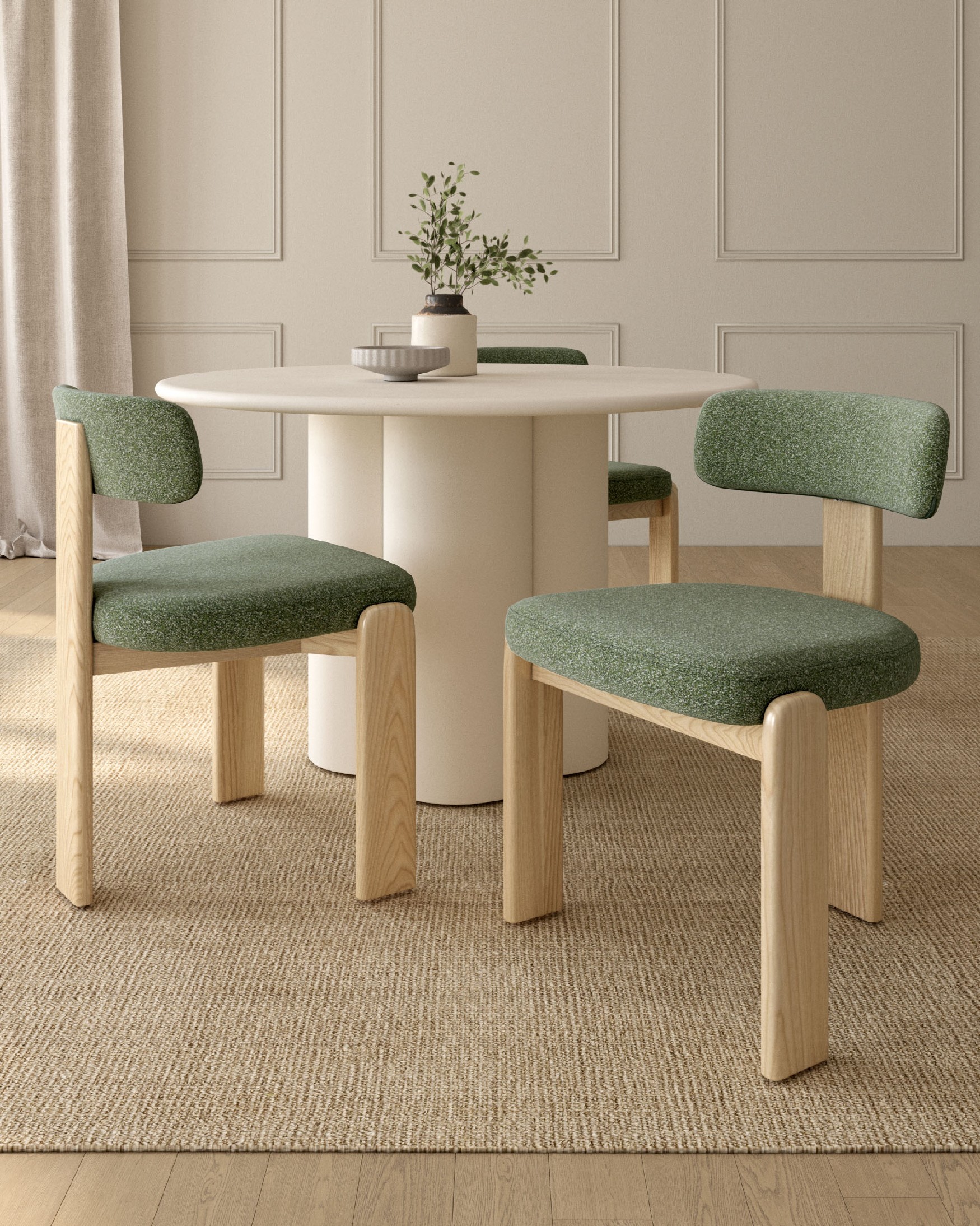 Silla Nori con tapizado verde y estructura de roble