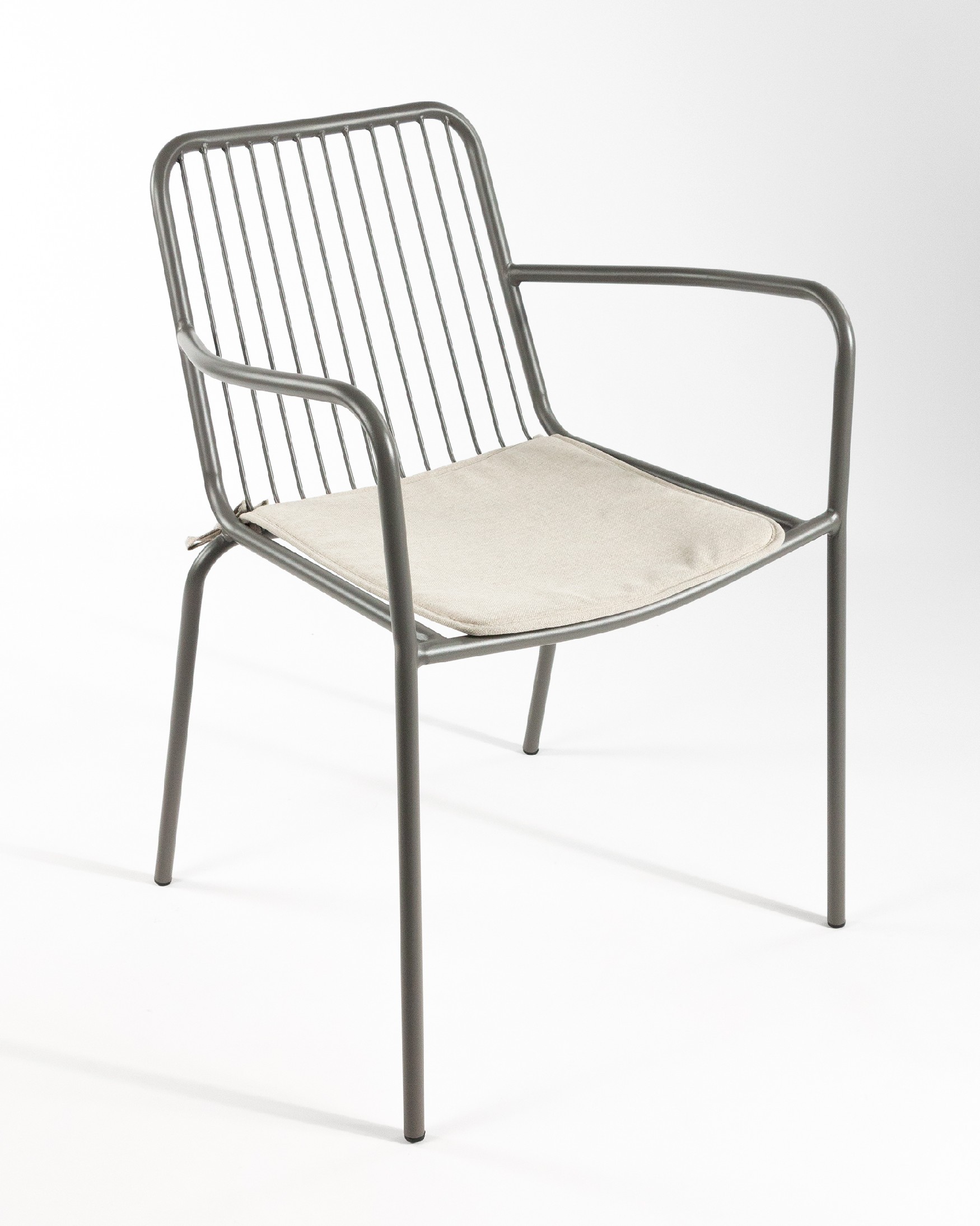 Chaise Ohana en métal graphite avec coussin