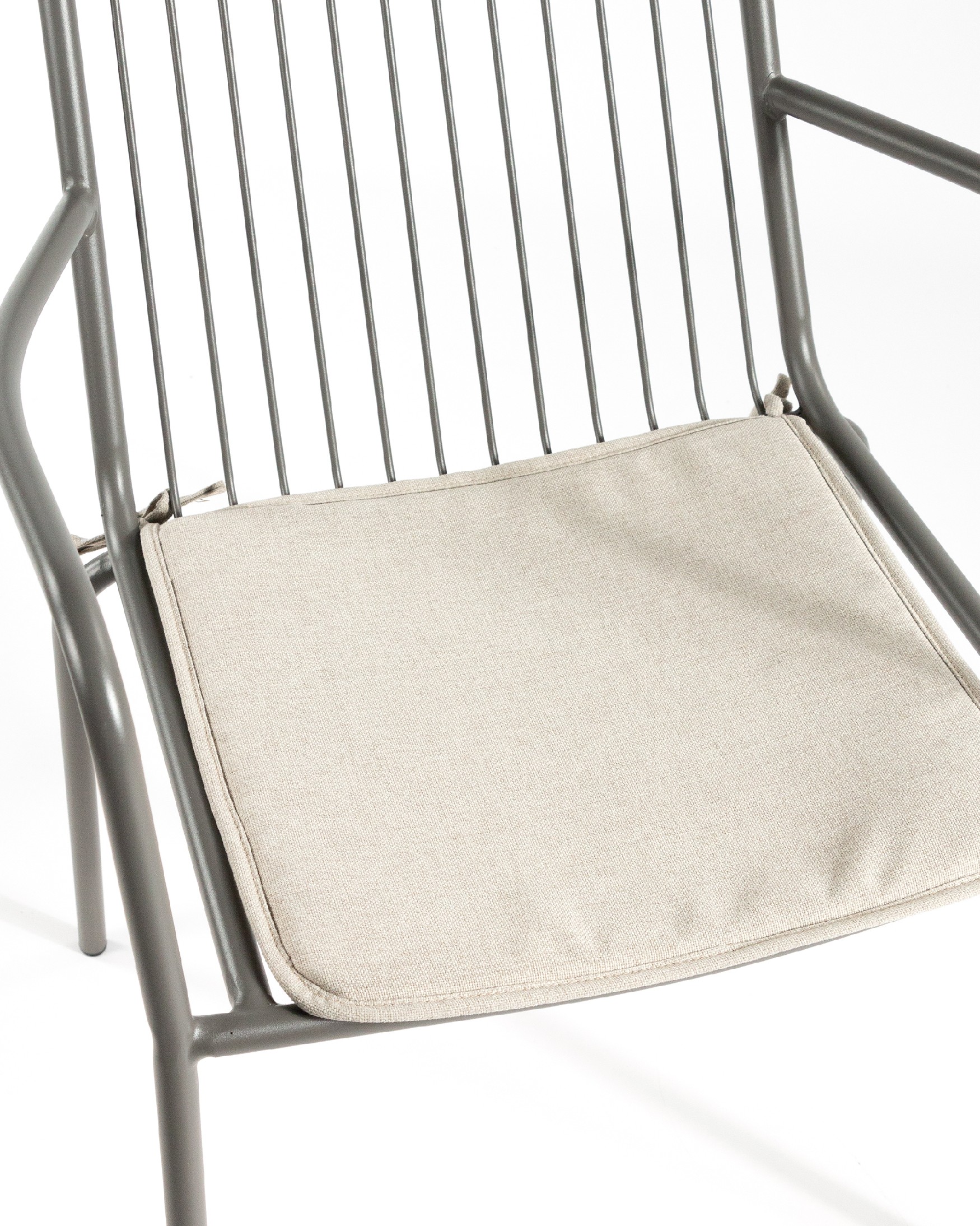 Chaise Ohana en métal graphite avec coussin