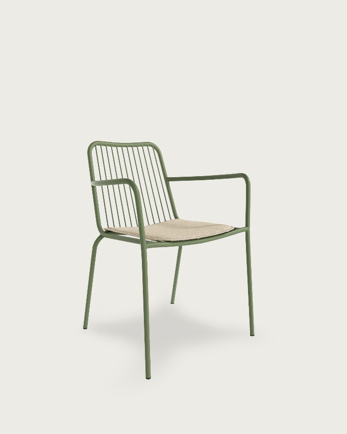 Chaise Ohana en métal vert craie avec coussin