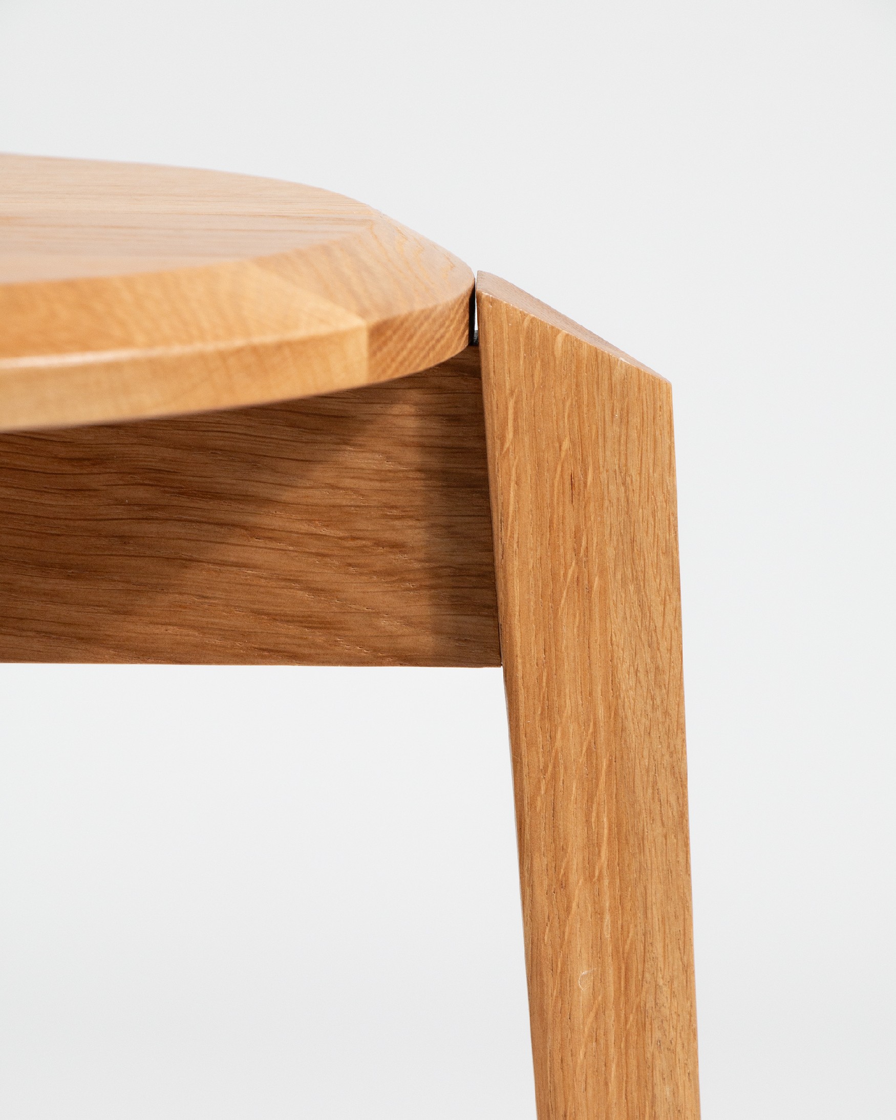 Natural oak Olea stool