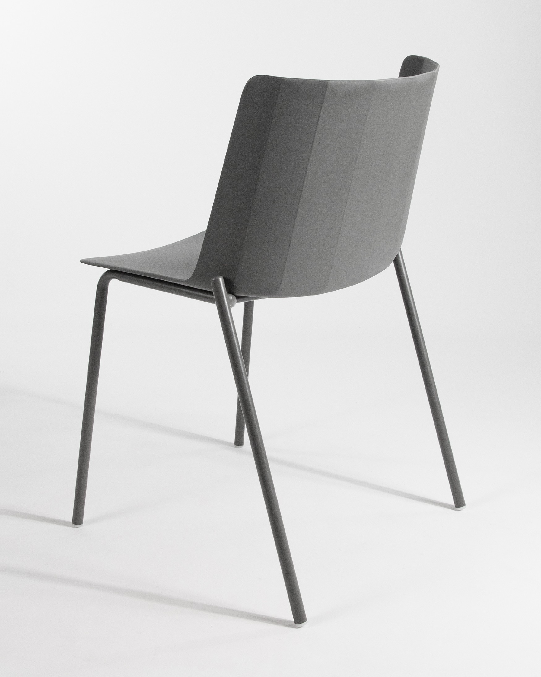Chaise Orlando en polypropylène graphite
