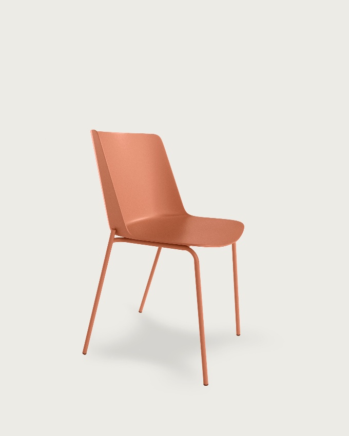 Orlando chair in terracotta polypropylene