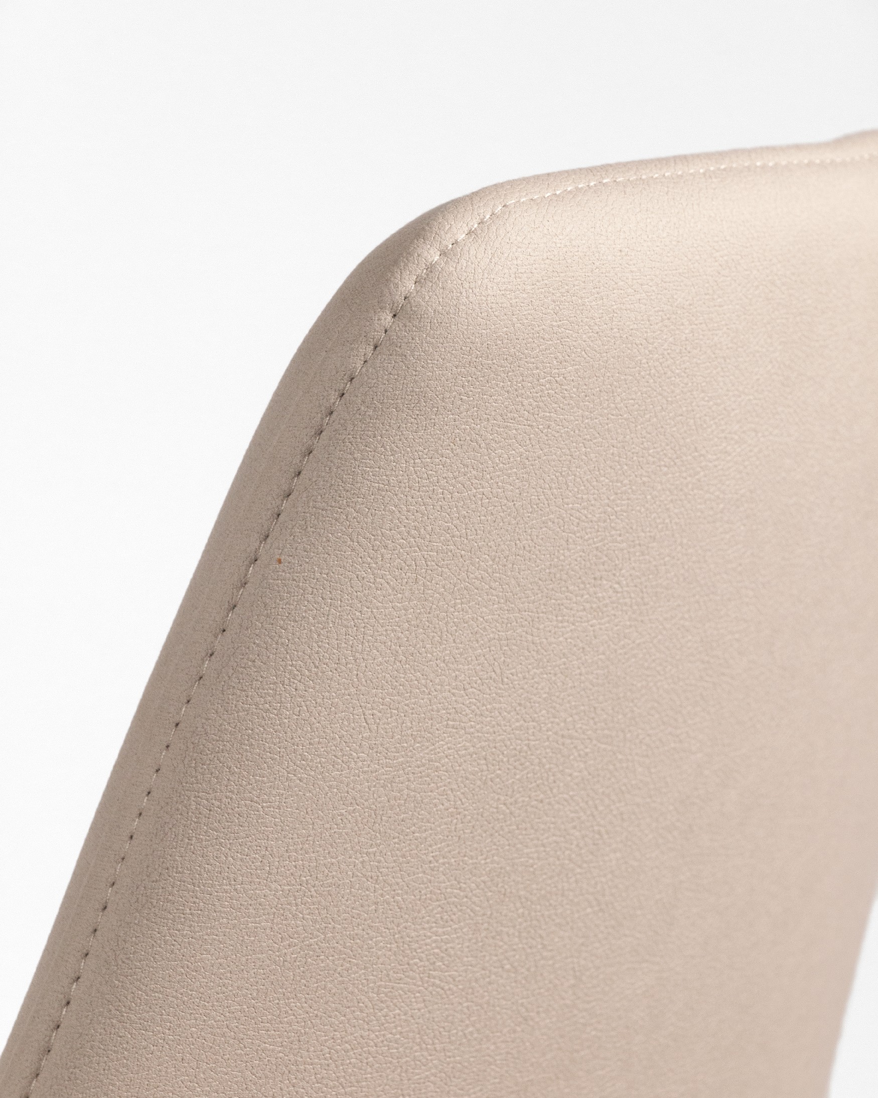 París chair with beige upholstery and black legs