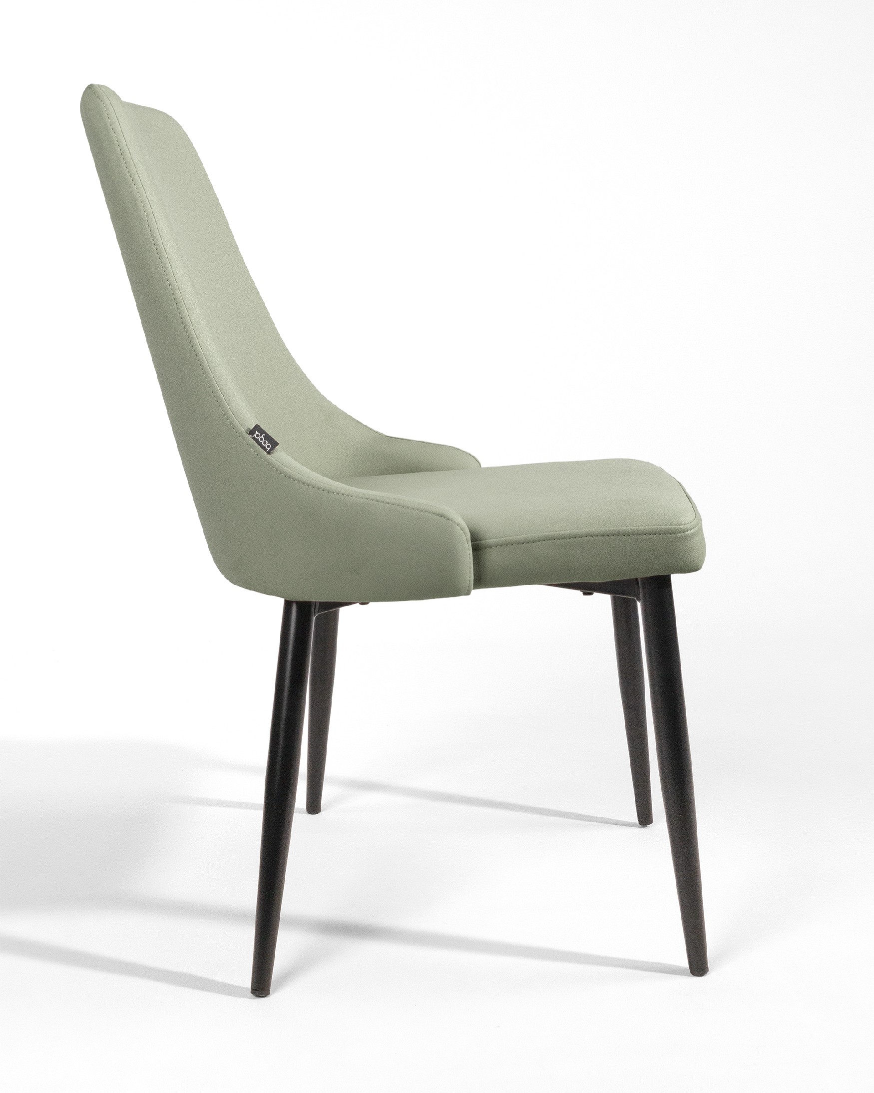 París chair with moss upholstery and black legs