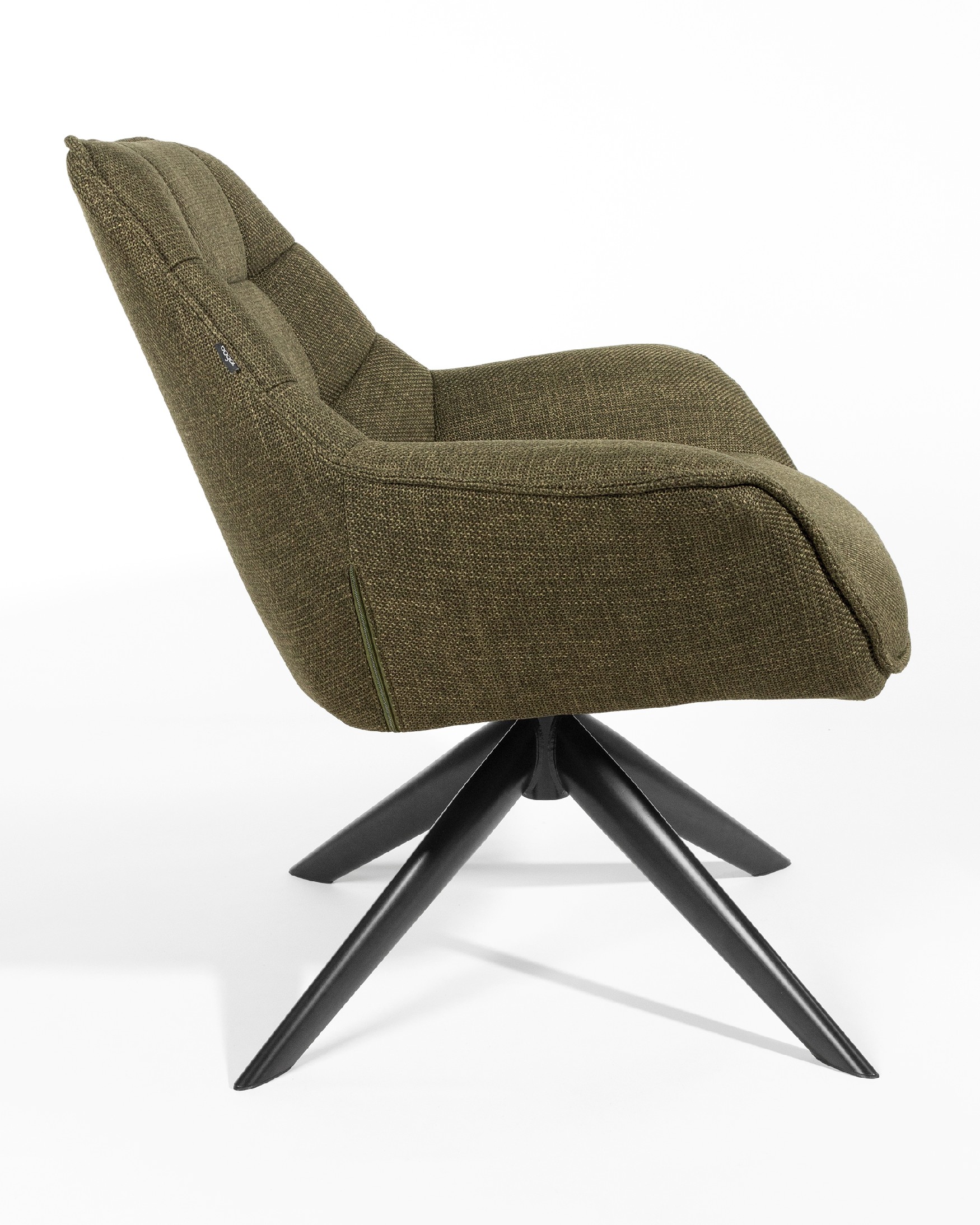 Fauteuil Peonia avec un revêtement vert et des pieds en métal noir