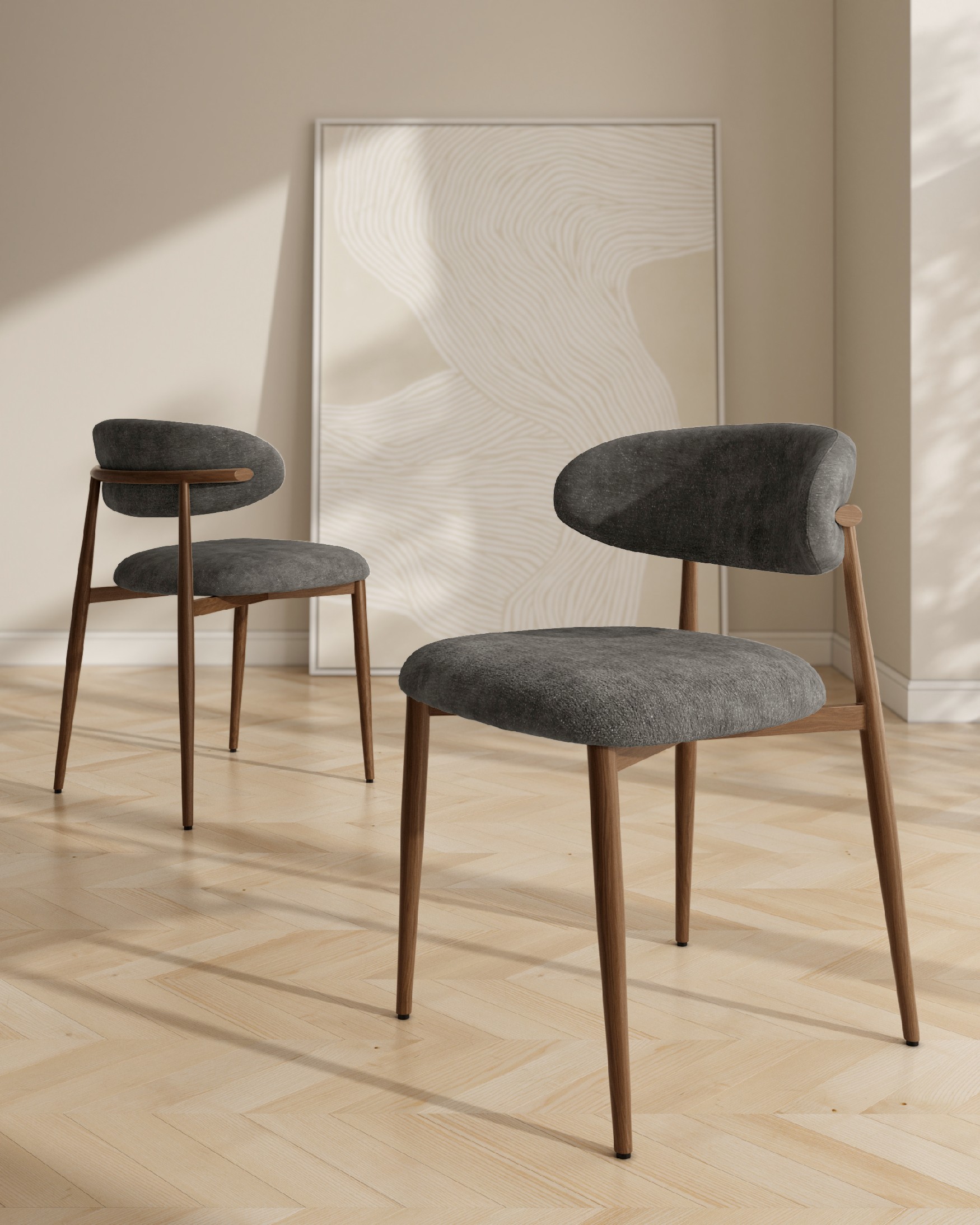 Silla Pereira con tapizado plomo y estructura metálica con acabado madera