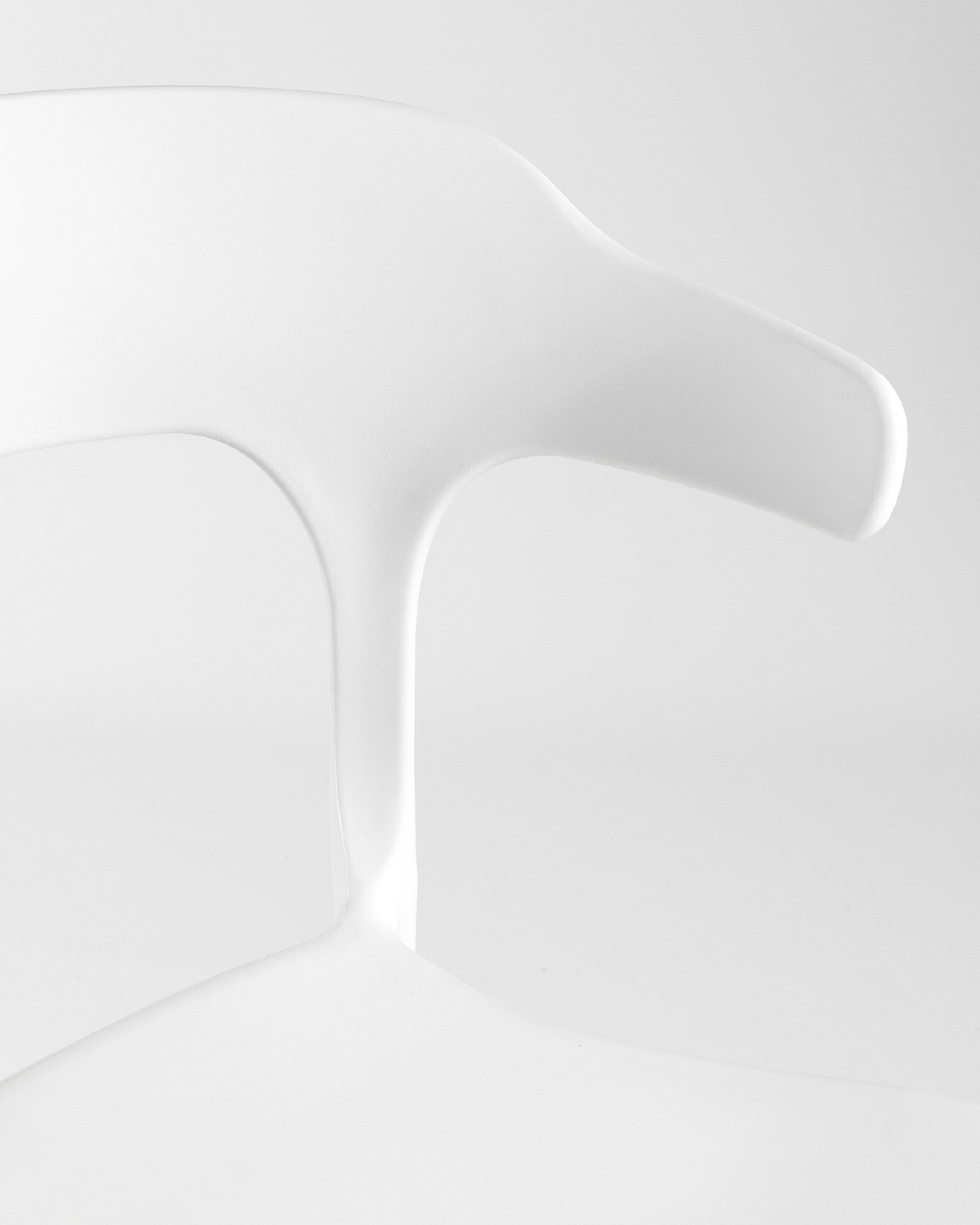 Pisa polypropylene chair in white