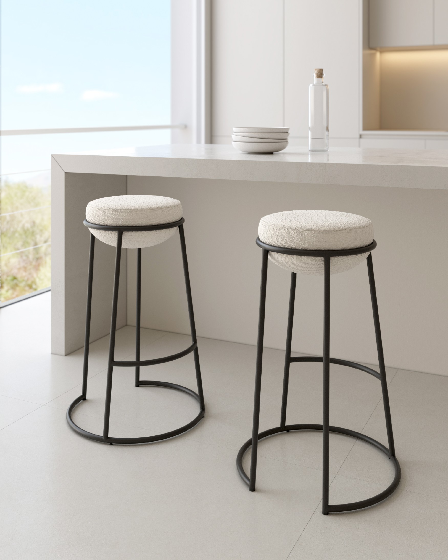 High stool 70 cm Pop with white upholstery and black metal structure