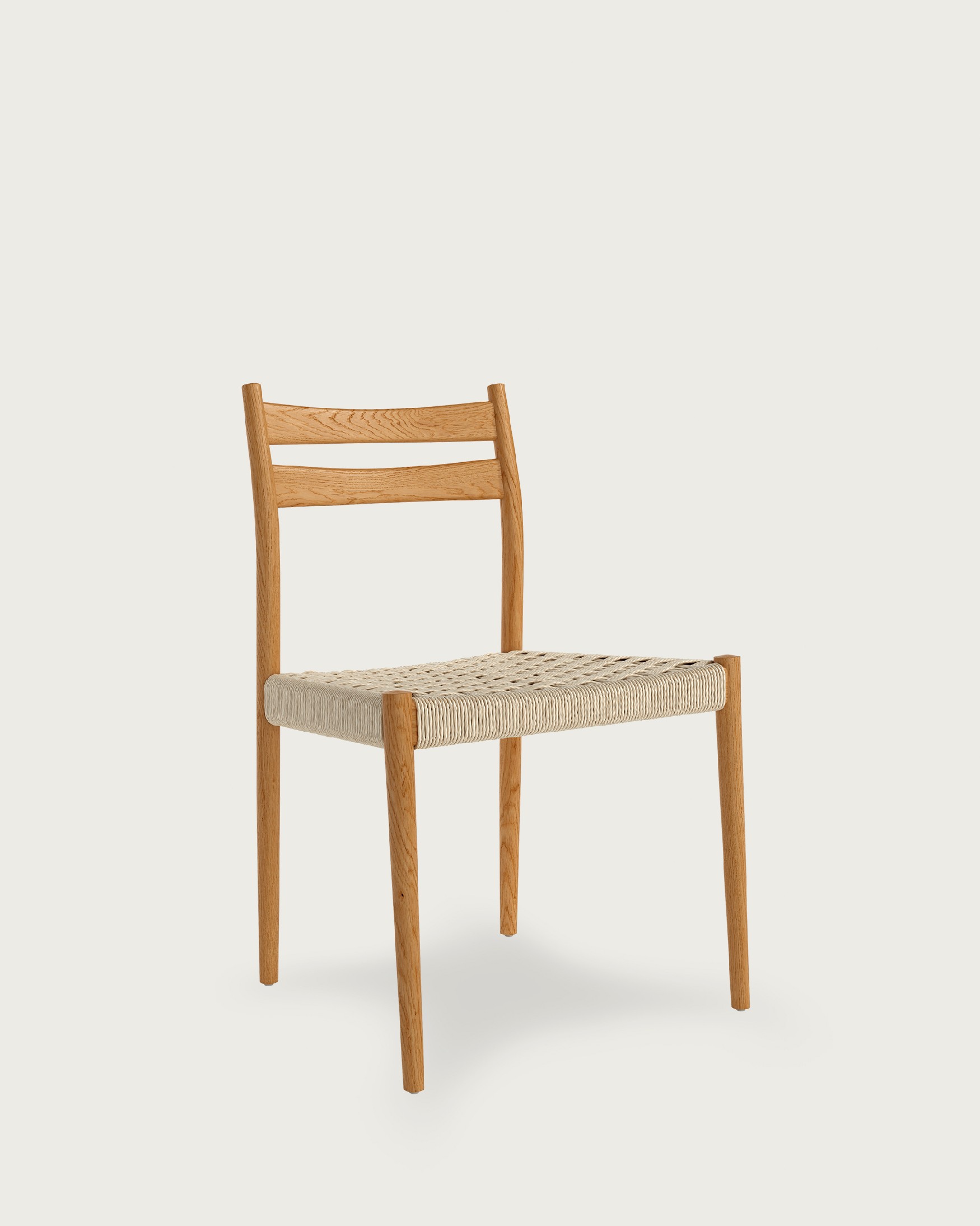 Prado chair with natural cord and natural oak structure