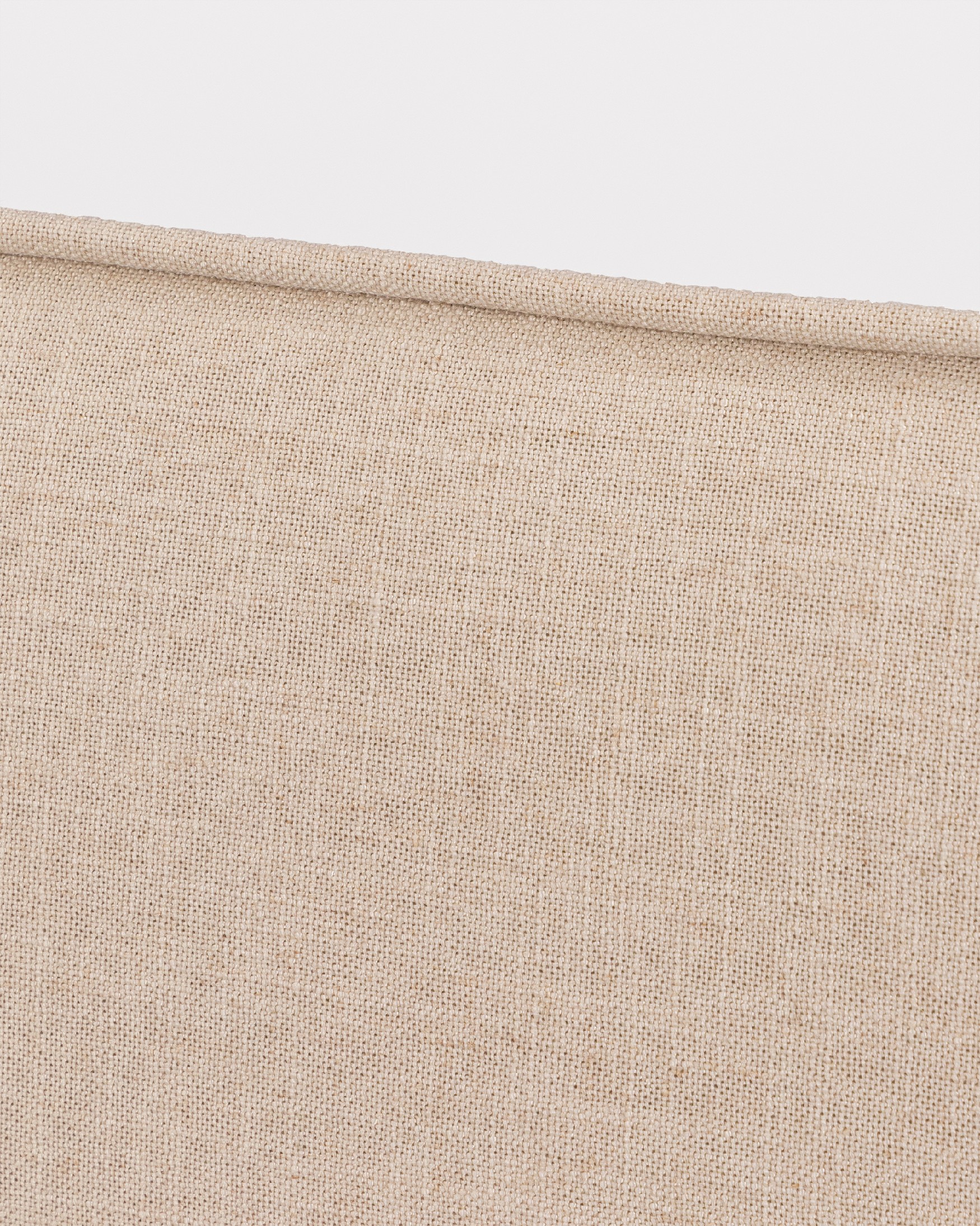 Cabecero cantos curvos con bordon Romeo 108 x 120 cm, tapizado crema 100% lino