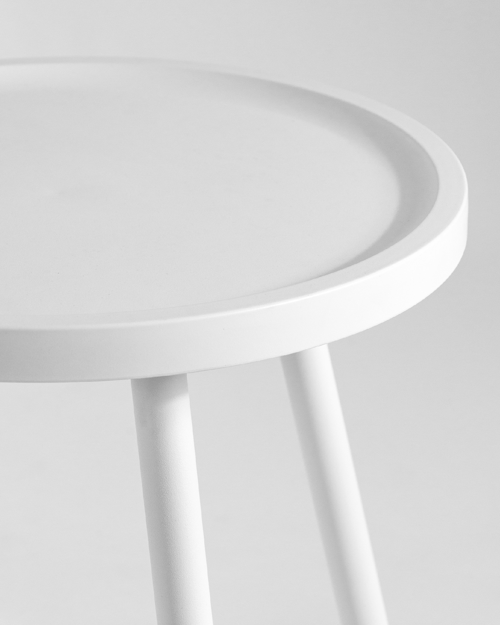 Saba white side table Ø 40 cm