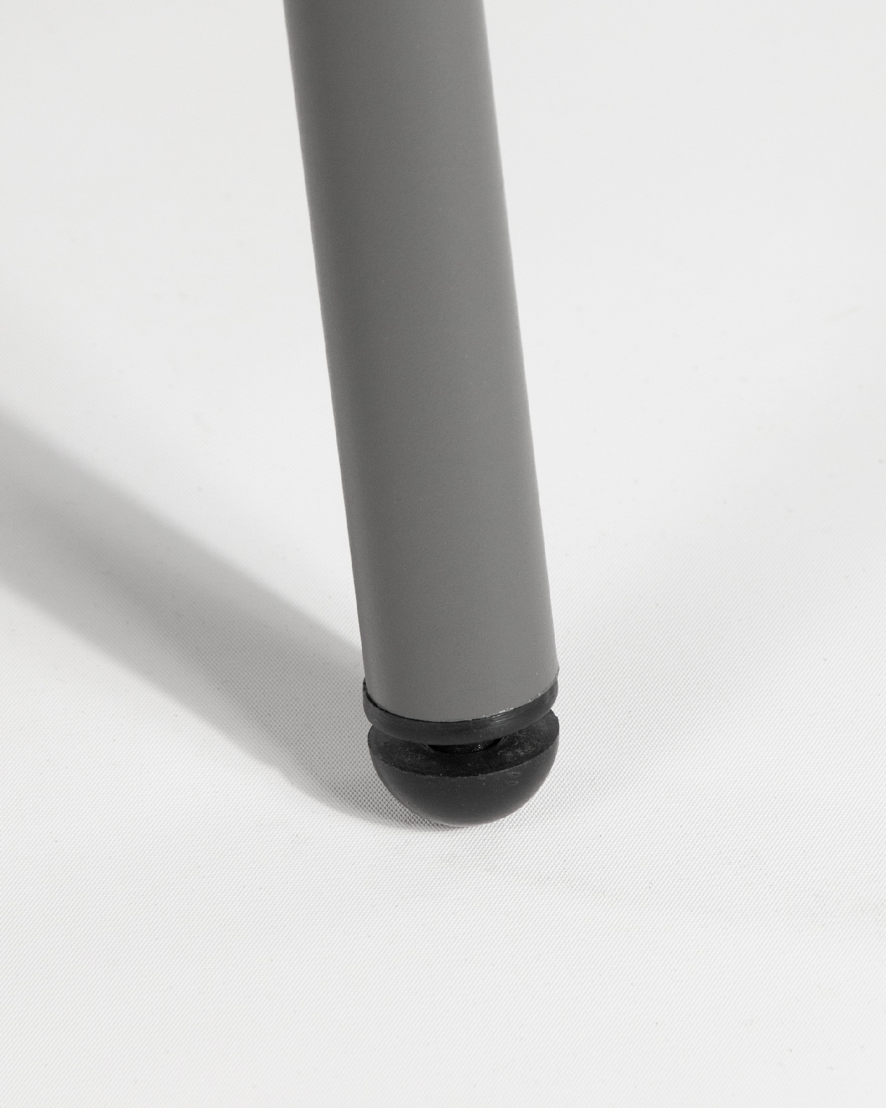 Saba auxiliary table graphite Ø 40 cm