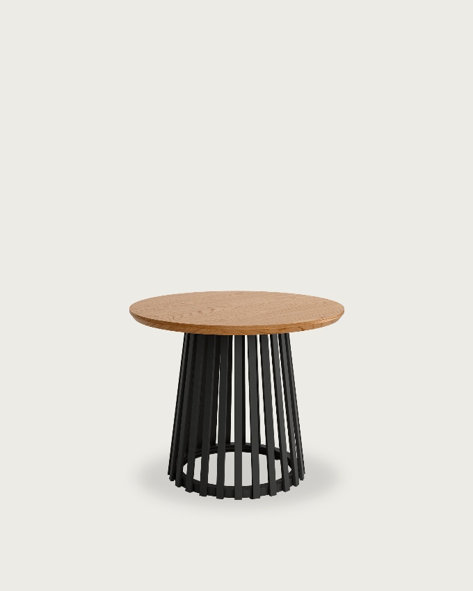 Round auxiliary table Sahara with natural oak finish and black metal leg Ø 60 cm