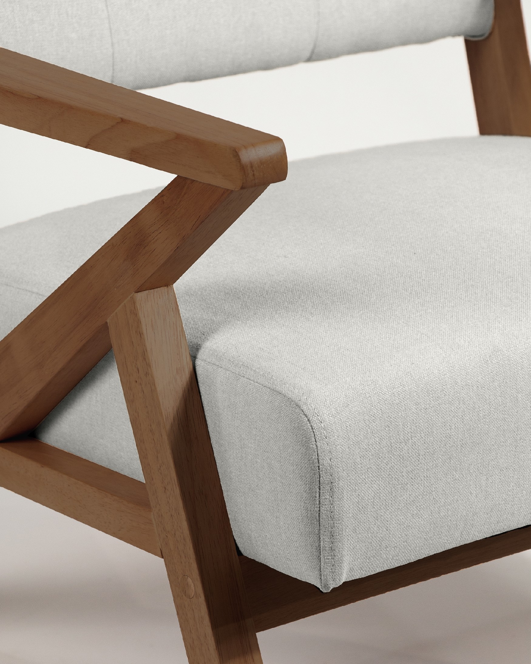 Fauteuil Sakura avec rembourrage gris et finition en bois foncé