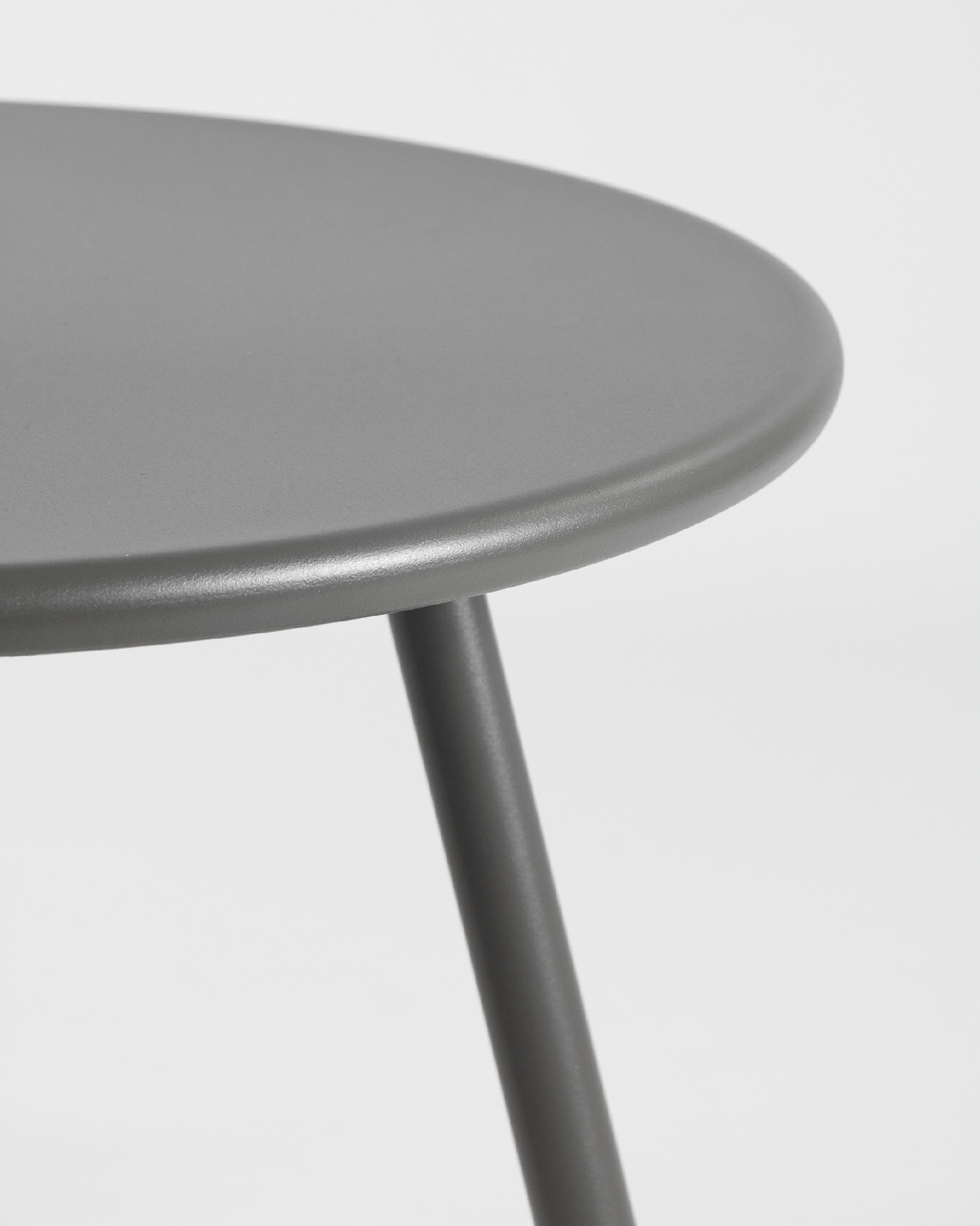 Samoa graphite side table Ø 50 cm
