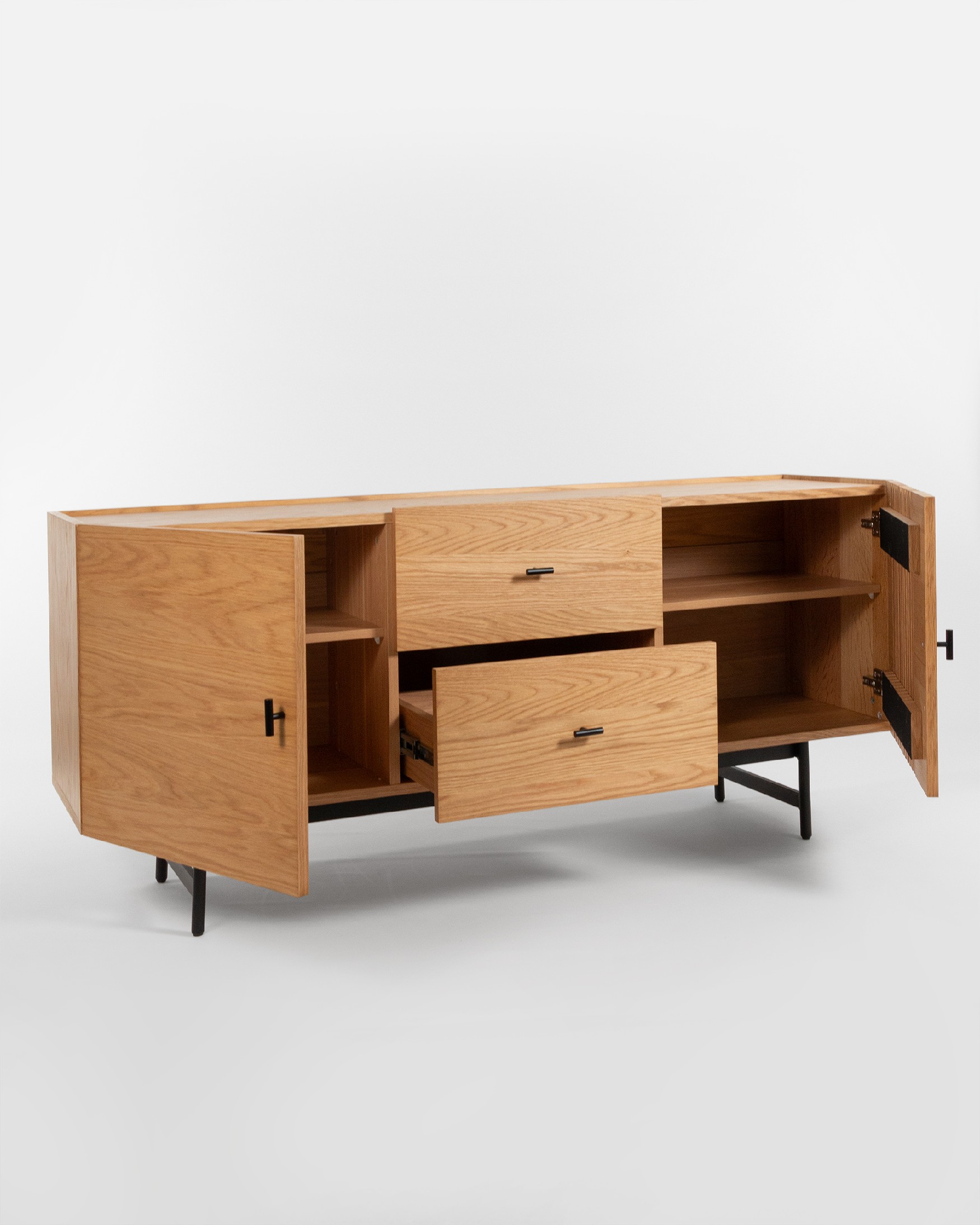 Samurai TV cabinet with 2 doors and two drawers made of natural oak veneer 160 x 70 cm