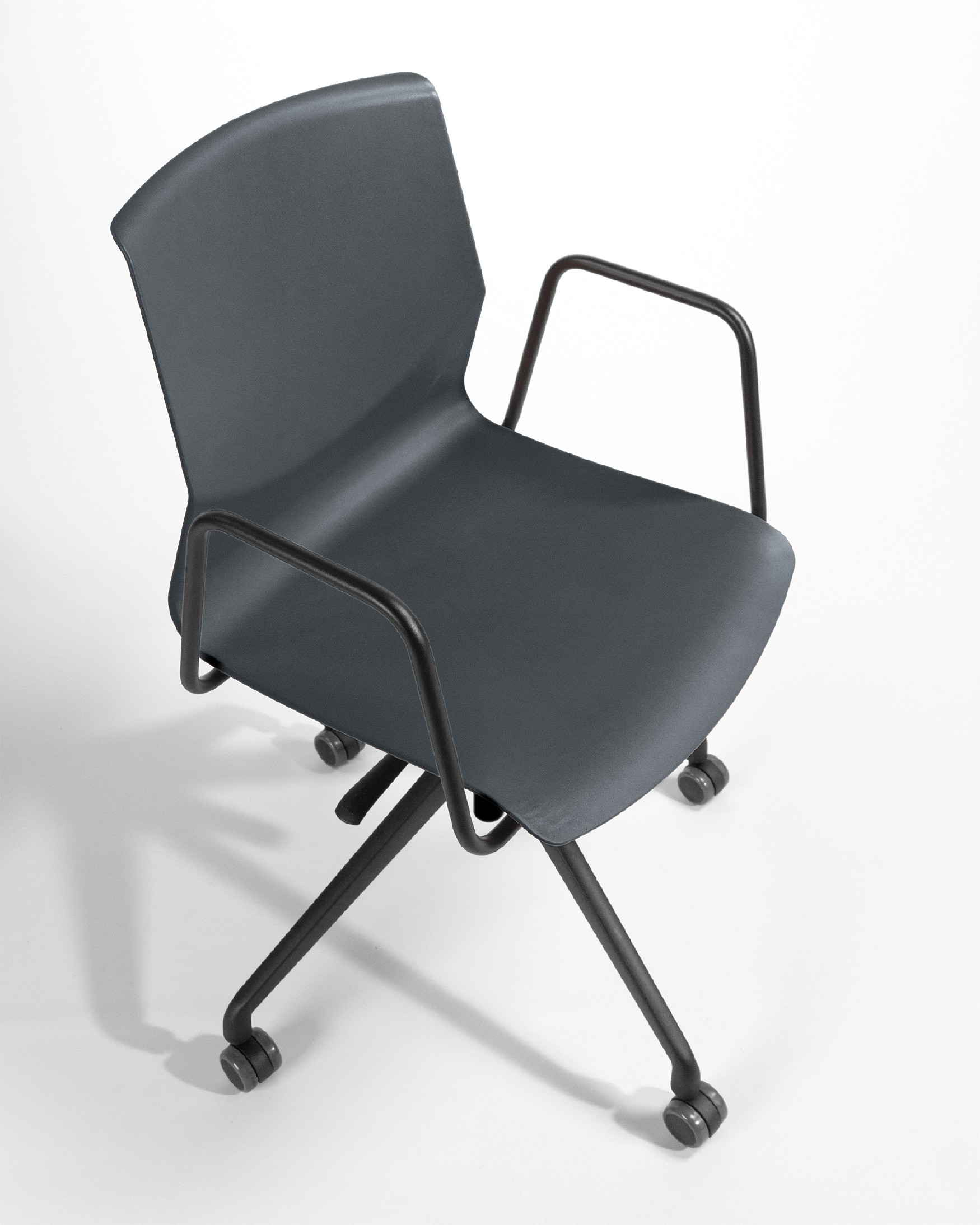 Seattle desk chair made of black polypropylene with black legs