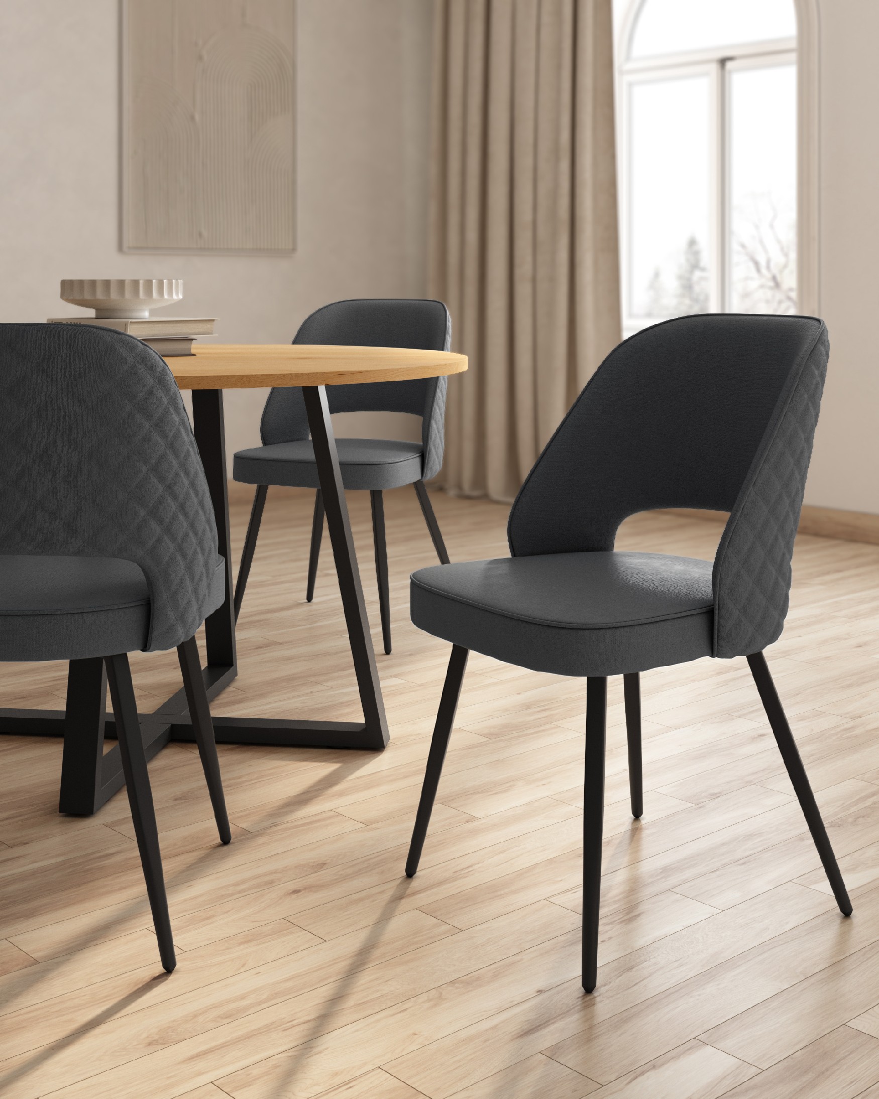 Chaise Sicile avec tapisserie marengo et pieds métalliques noirs
