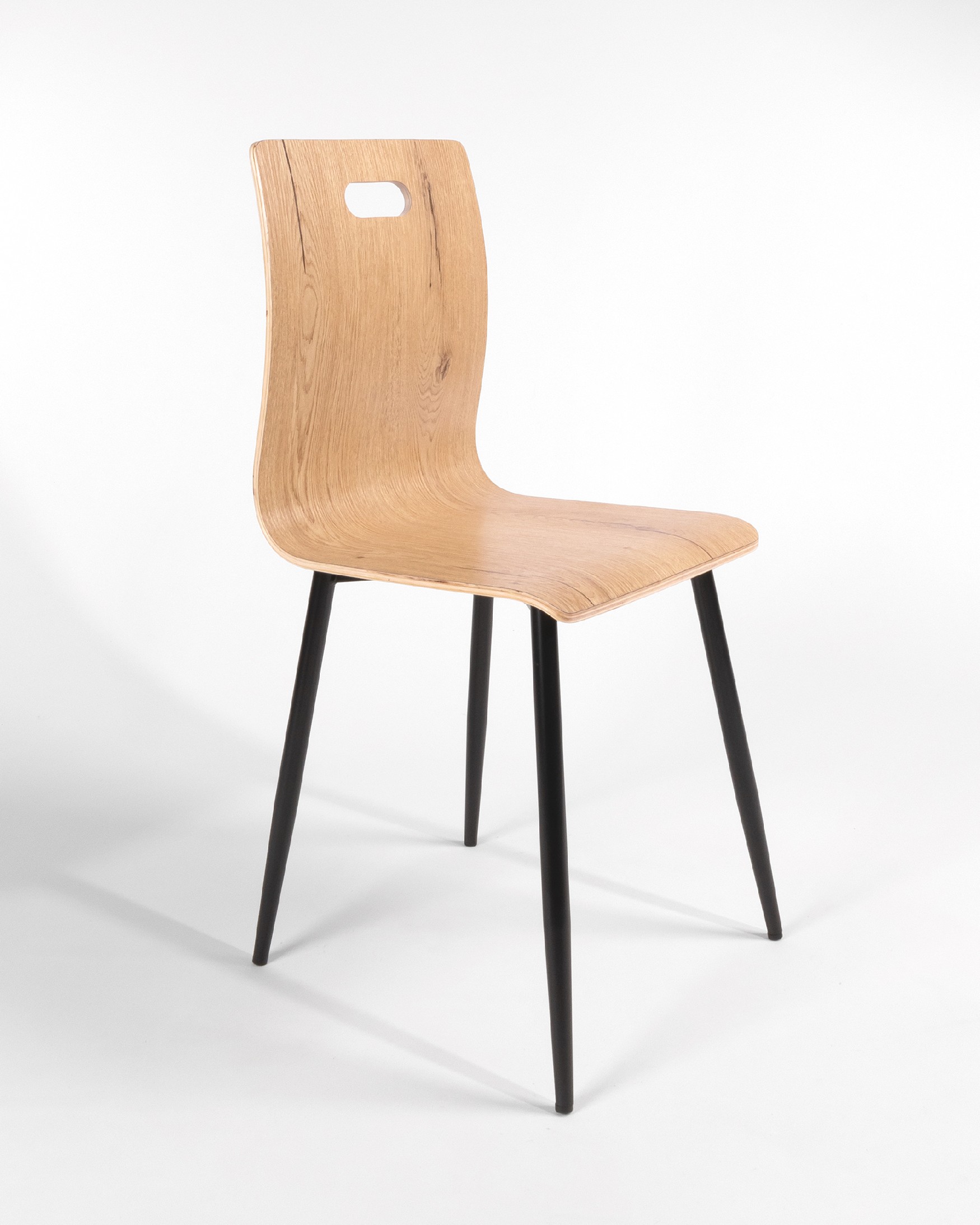 Sofia chair with oak finish and black metal legs